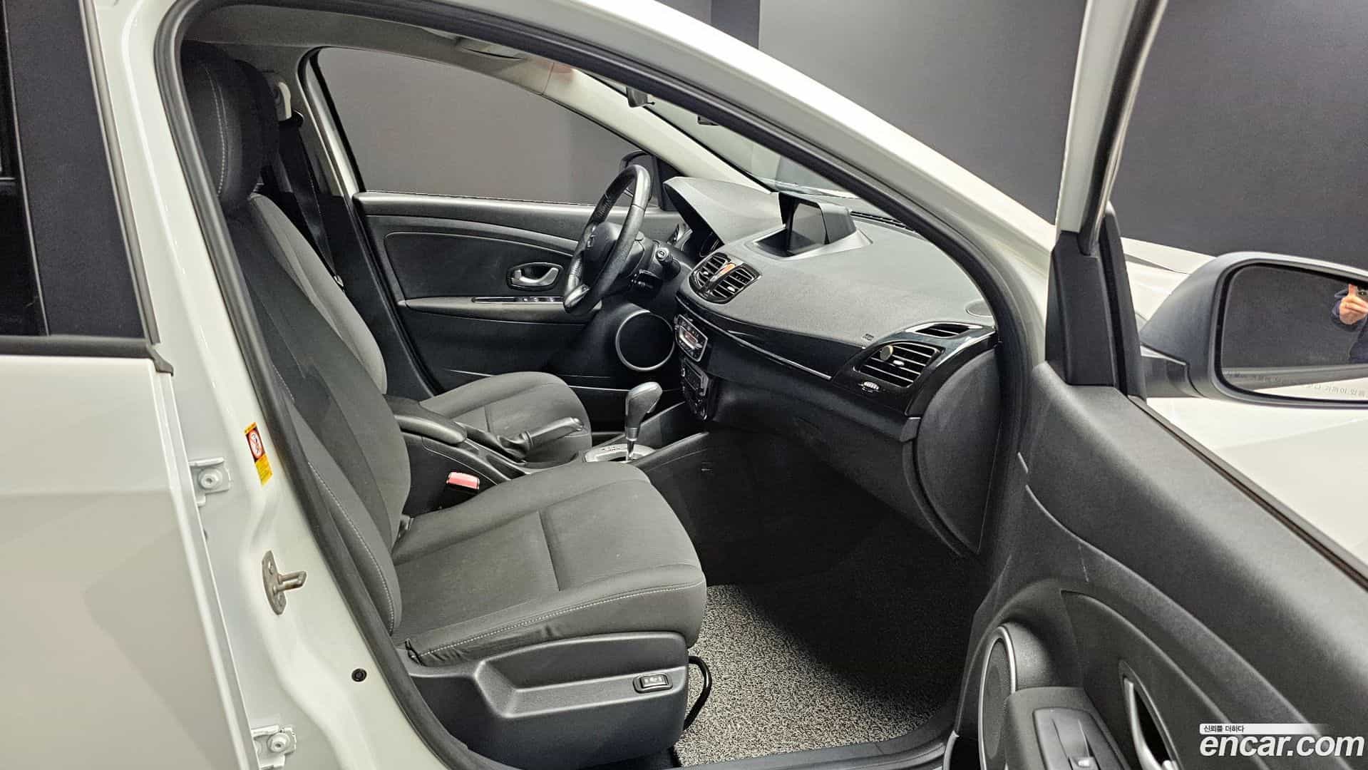 SM3 Renault-KoreaSamsung 2016.1-OPTION-015