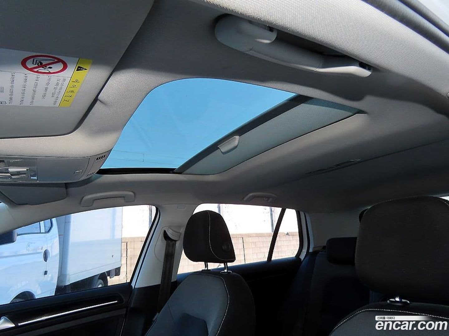 Main__Slider__Photo:Golf Volkswagen 2015.7-16