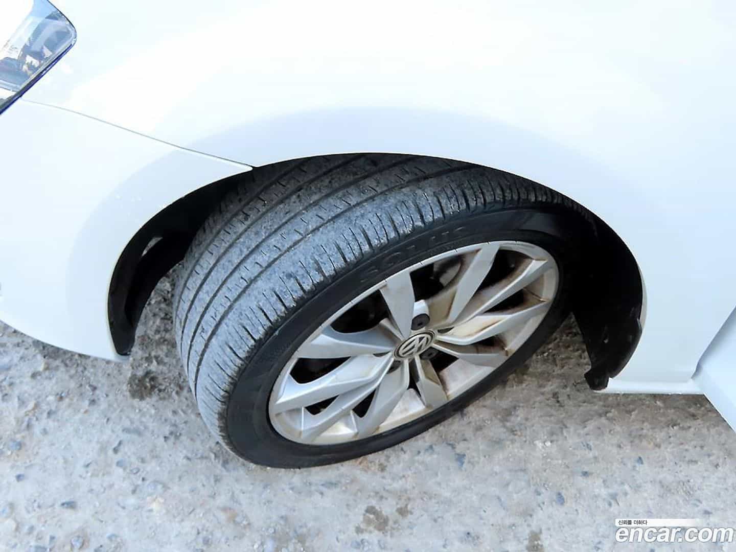 Golf Volkswagen 2015.7-OPTION-024