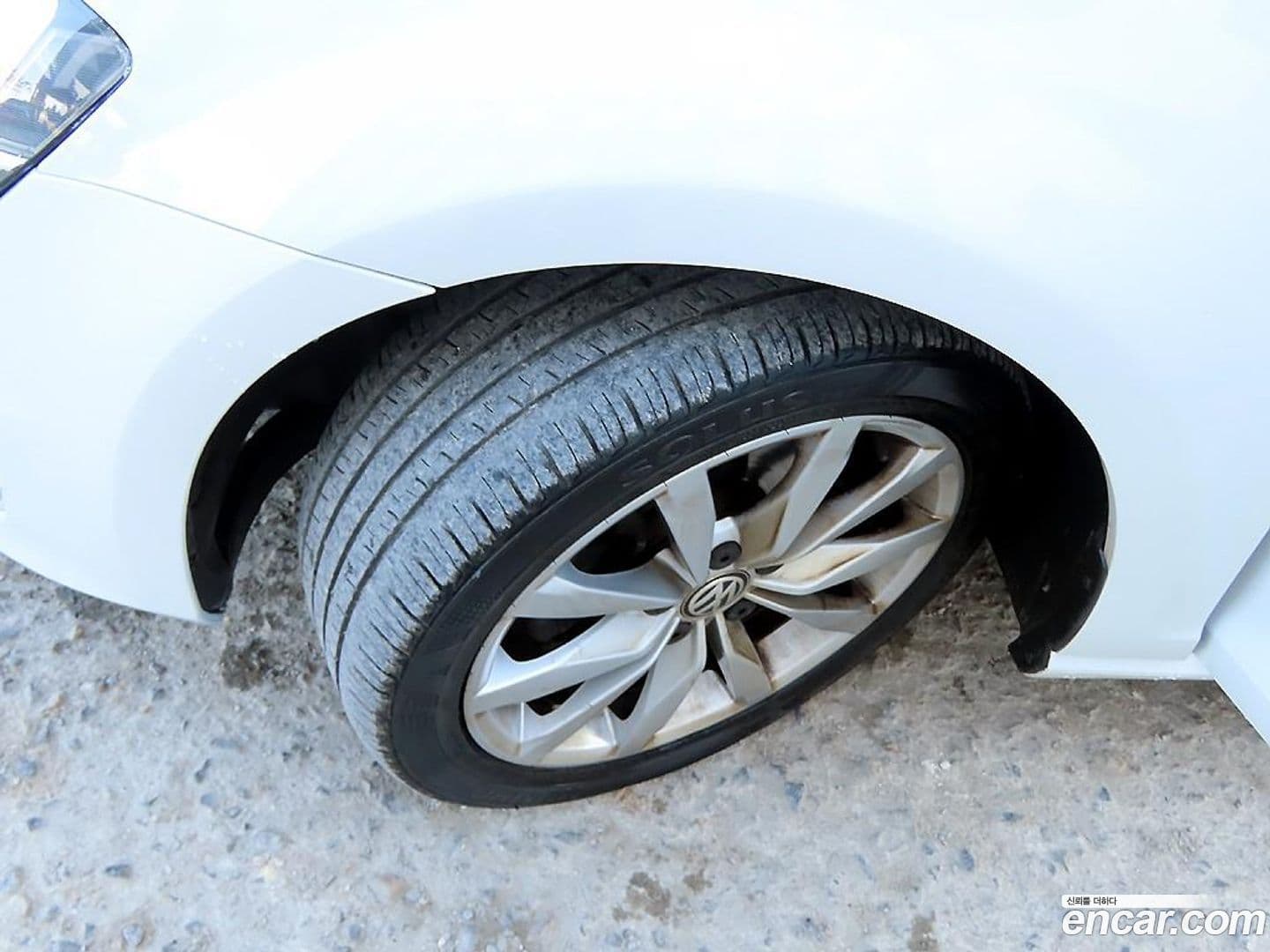 Main__Slider__Photo:Golf Volkswagen 2015.7-19