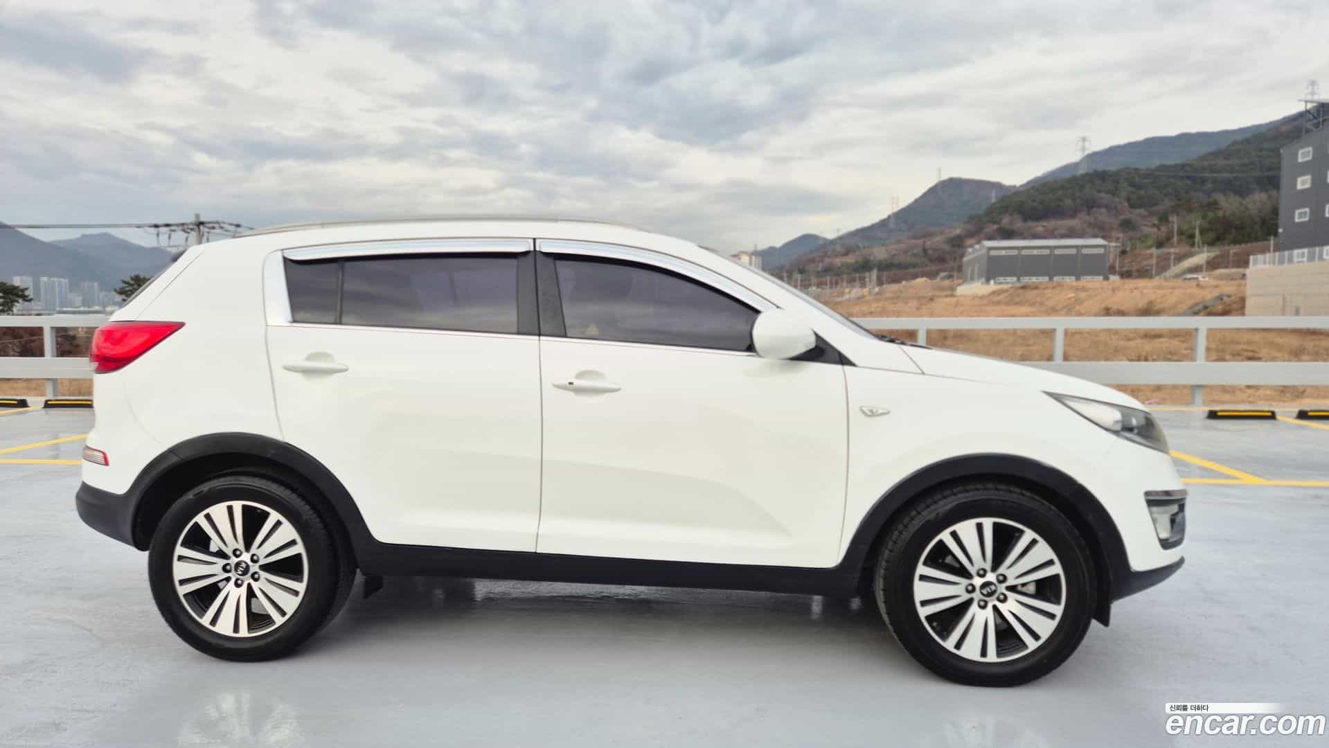 Sportage Kia 2015.4-INNER-008