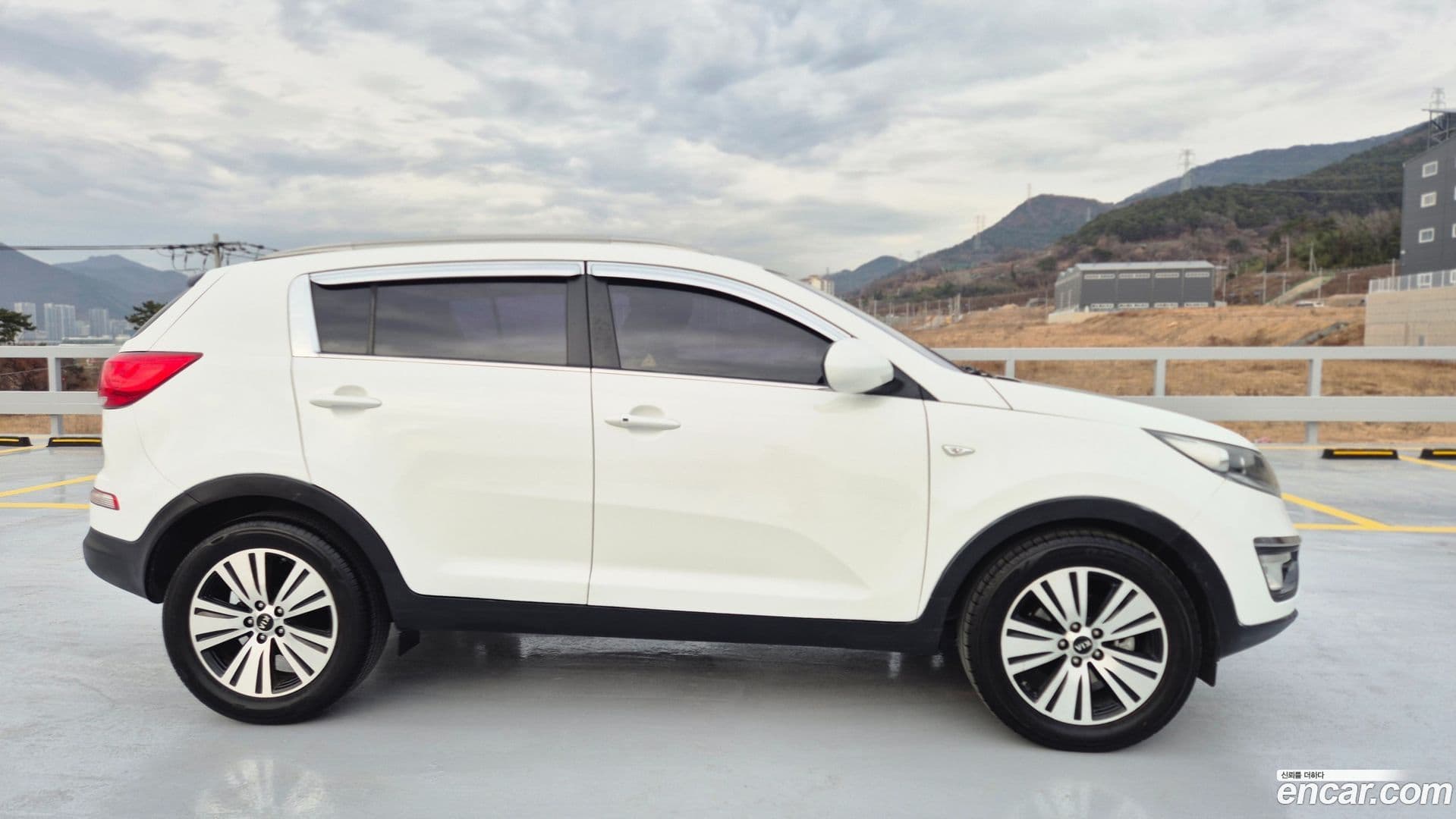 Main__Slider__Photo:Sportage Kia 2015.4-7