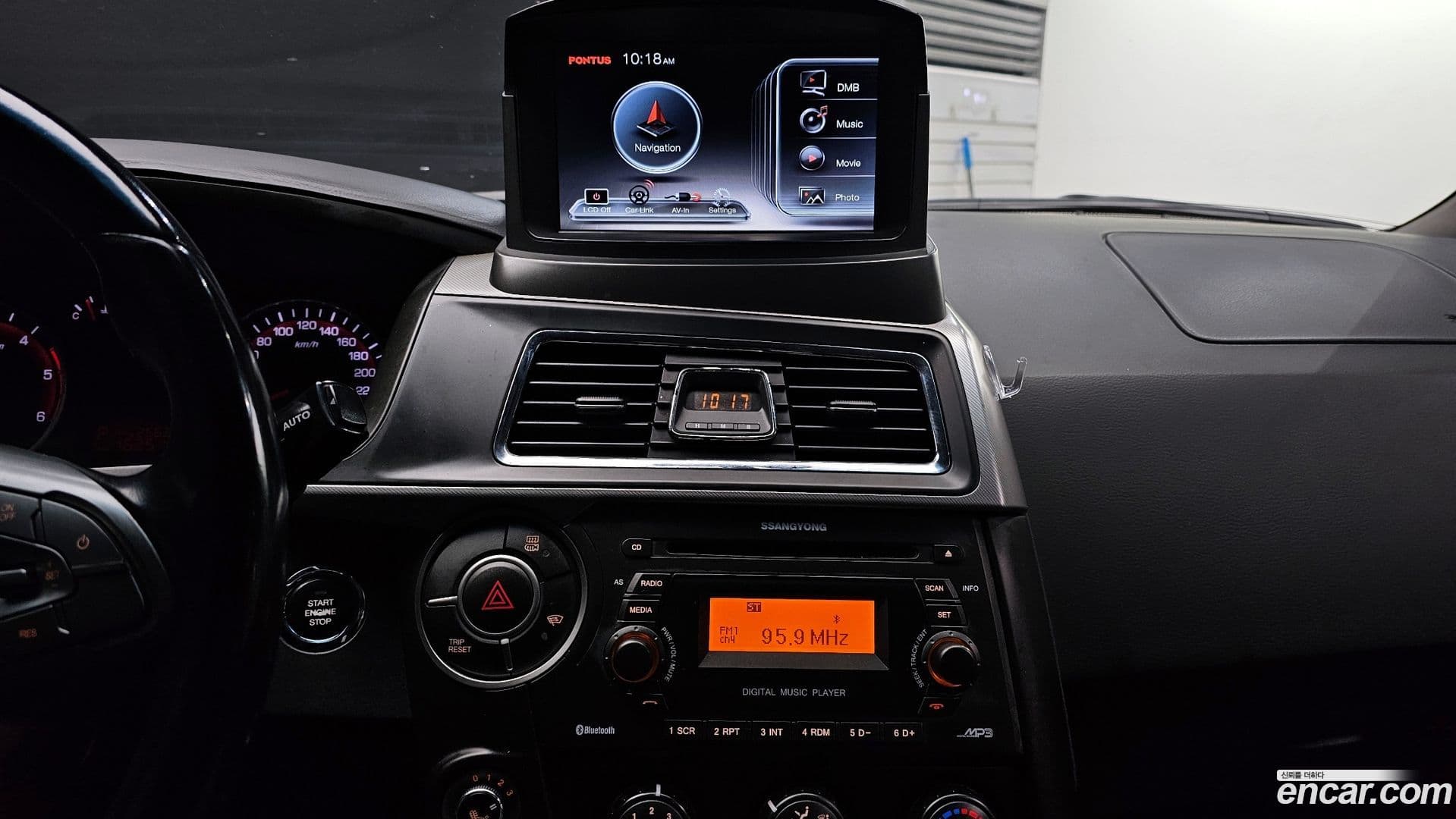 Main__Slider__Photo:KORANDO KG_Mobility_Ssangyong 2017.4-13