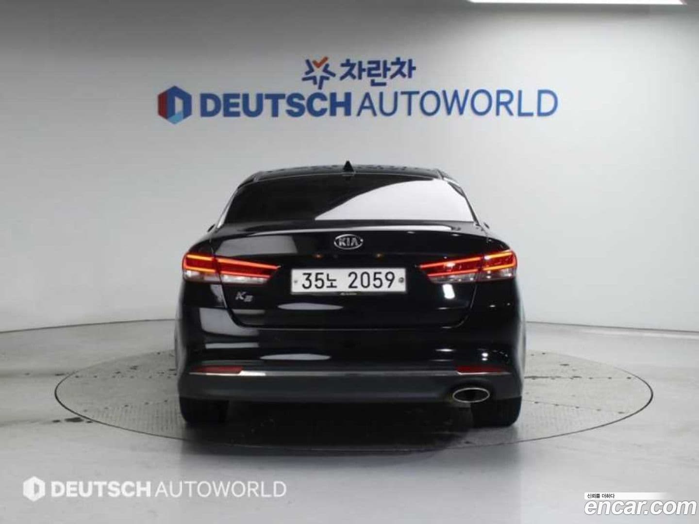 Main__Slider__Photo:K5 Kia 2017.4-3