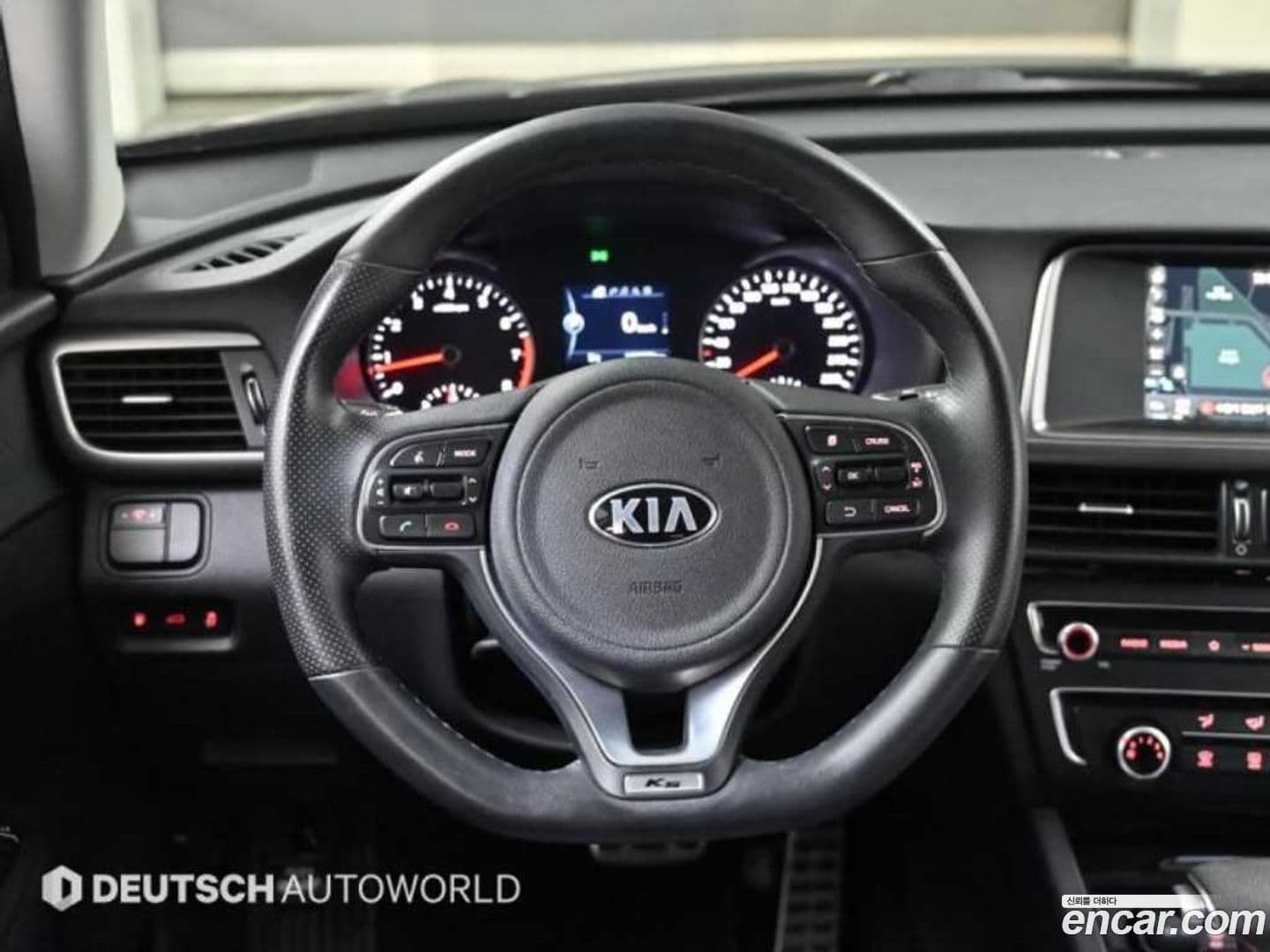 Main__Slider__Photo:K5 Kia 2017.4-12