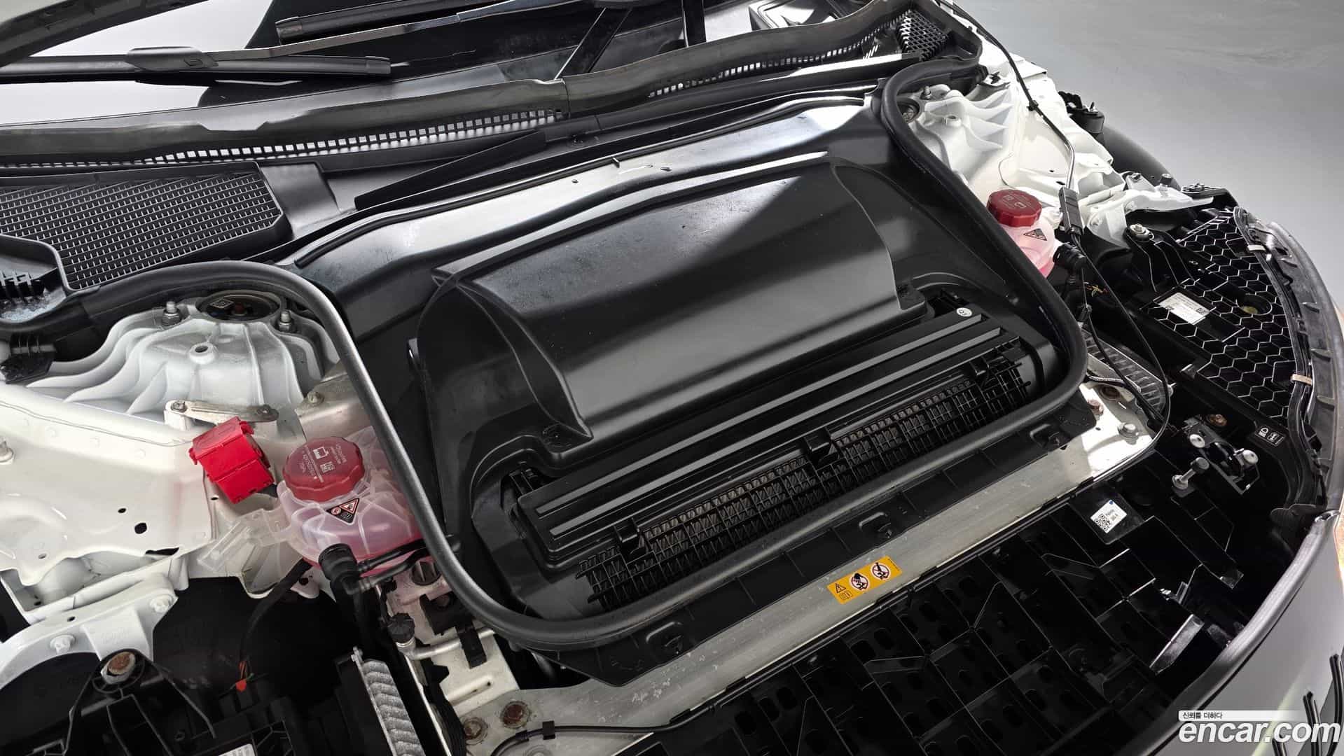 EQE Mercedes-Benz 2023.4-INNER-006