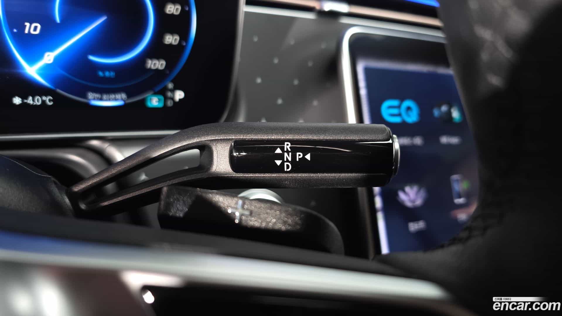 EQE Mercedes-Benz 2023.4-INNER-009