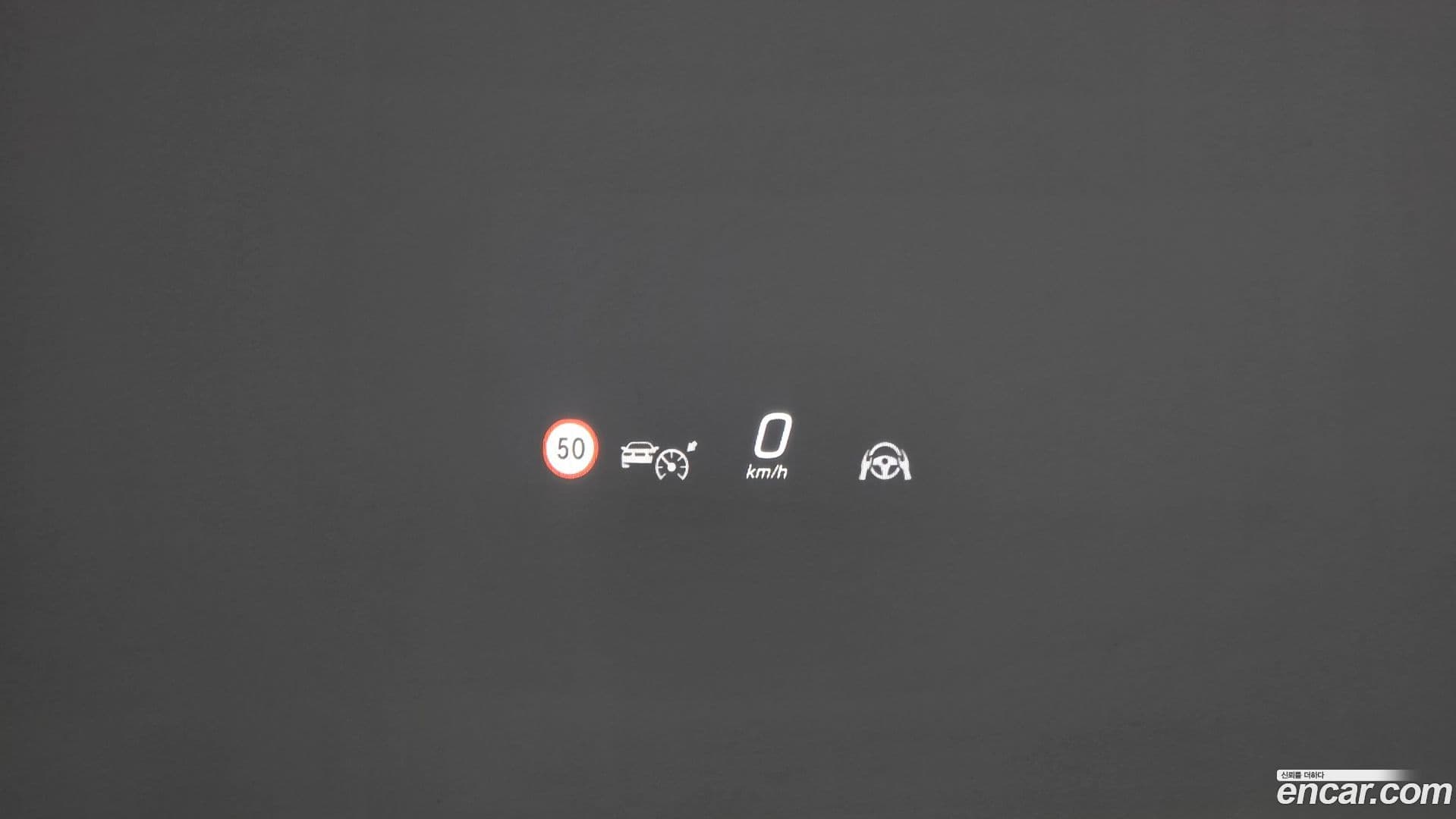 Main__Slider__Photo:EQE Mercedes-Benz 2023.4-16