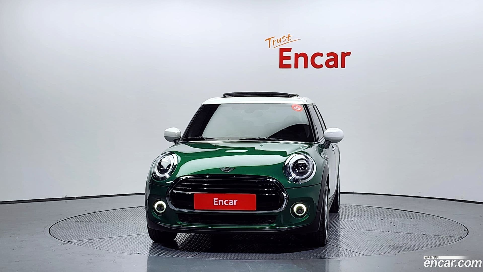 Main__Slider__Photo:Cooper Mini 2020.6-2