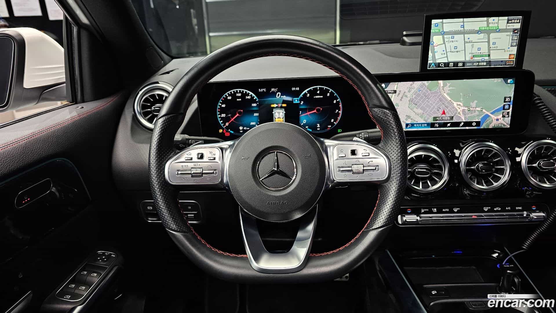 GLA-Class Mercedes-Benz 2022.11-OPTION-017