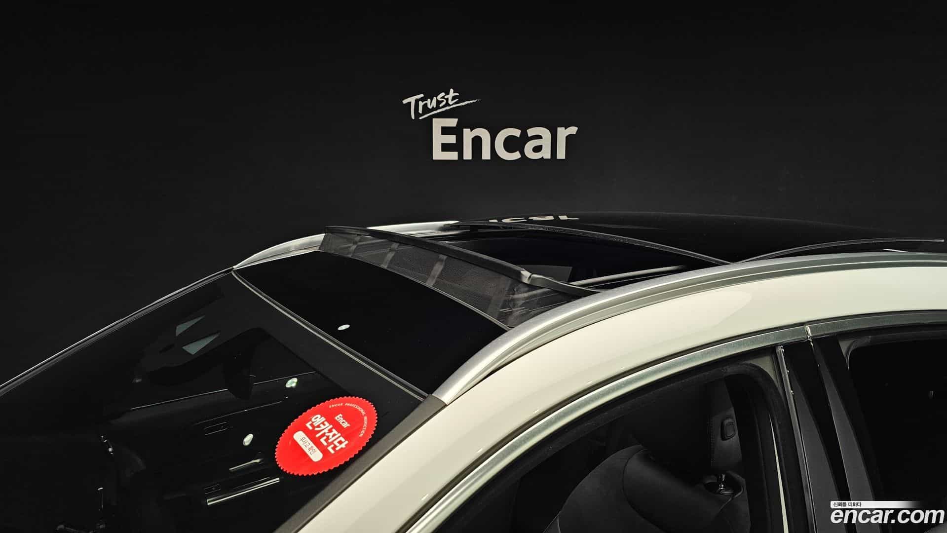 GLA-Class Mercedes-Benz 2022.11-OPTION-021