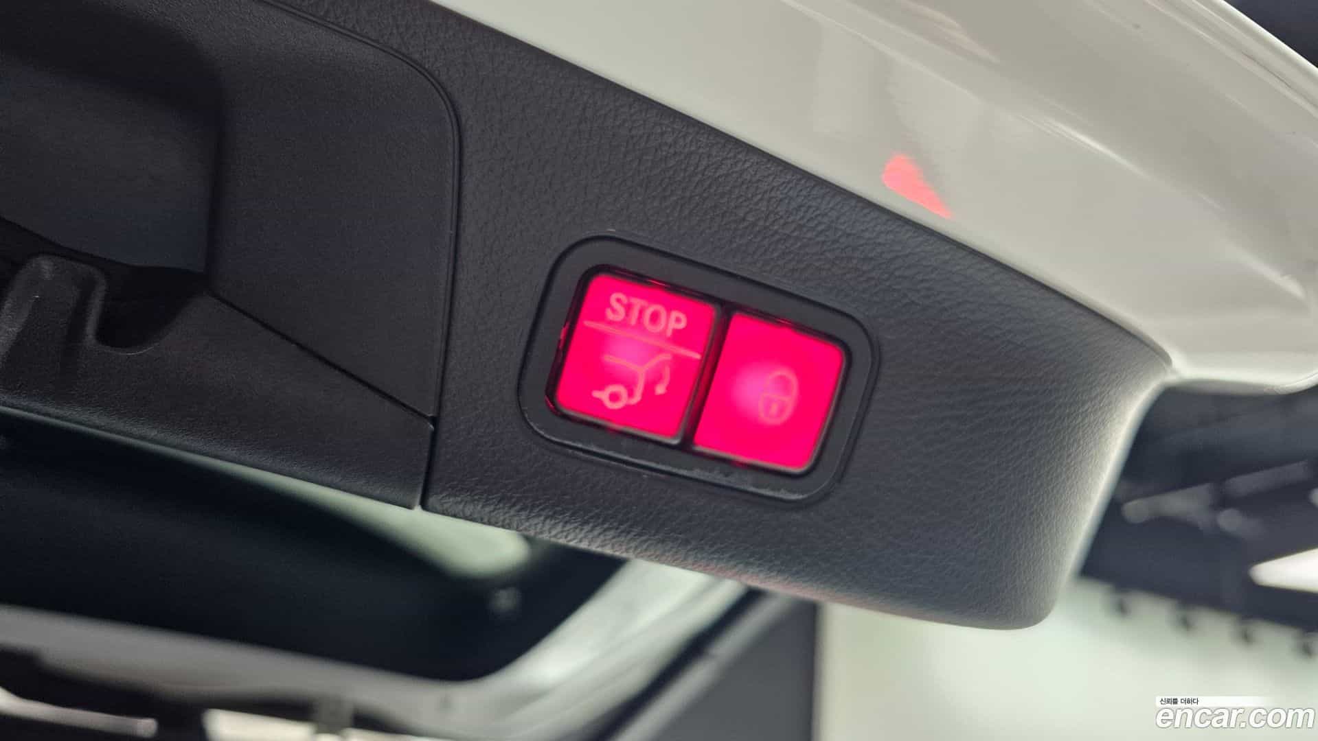 GLA-Class Mercedes-Benz 2022.11-OPTION-023