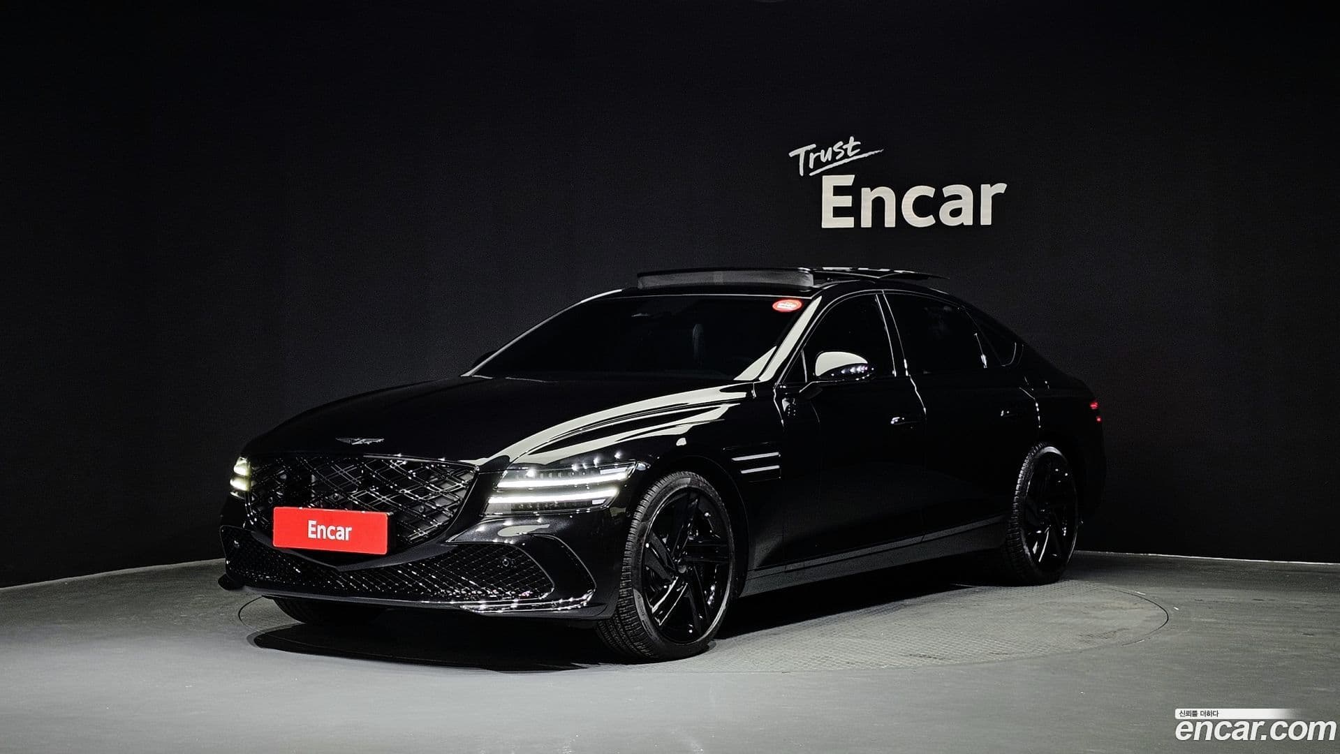 Main__Slider__Photo:G80 Genesis 2025.10-0