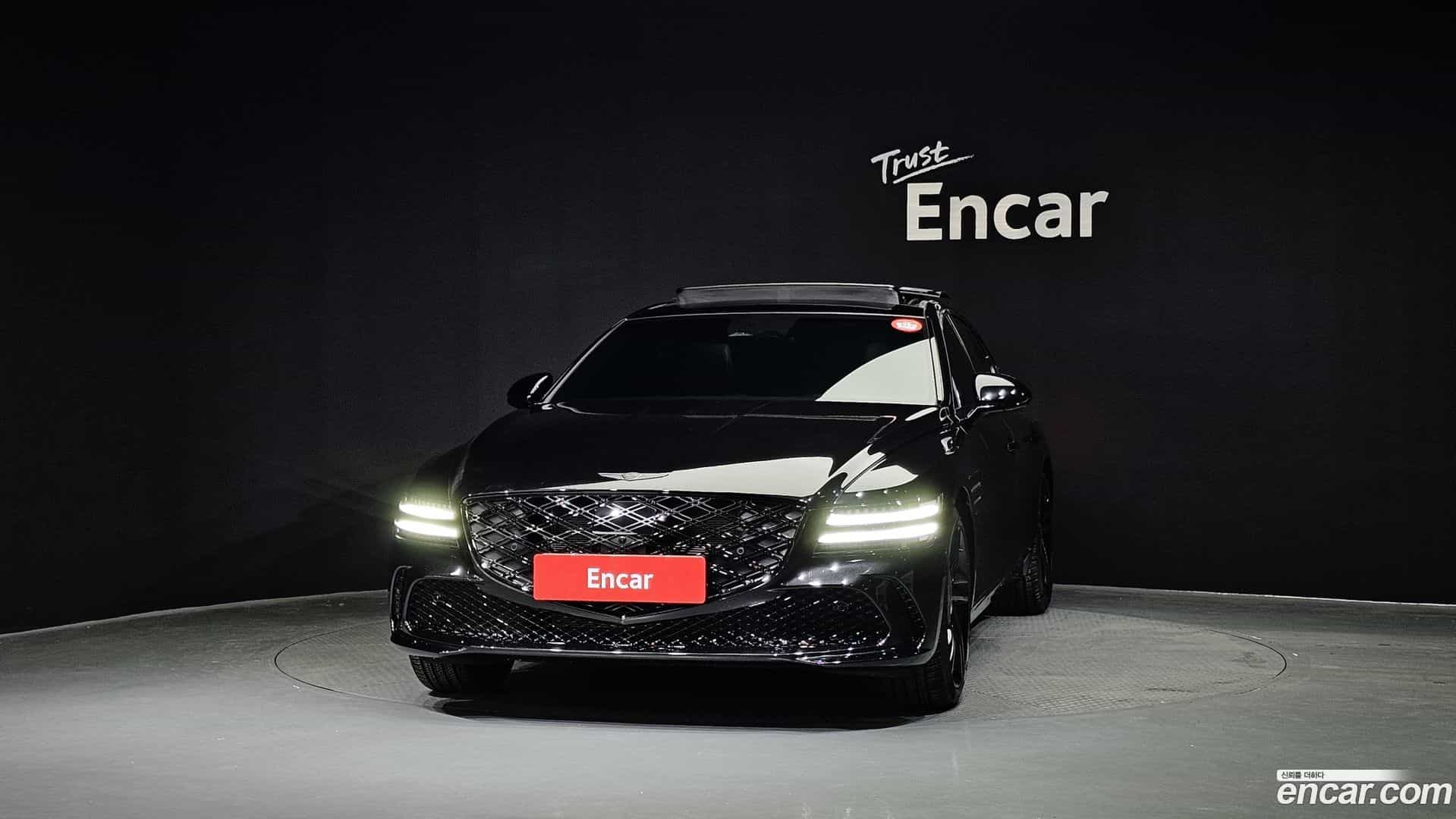 G80 Genesis 2025.10-OUTER-003