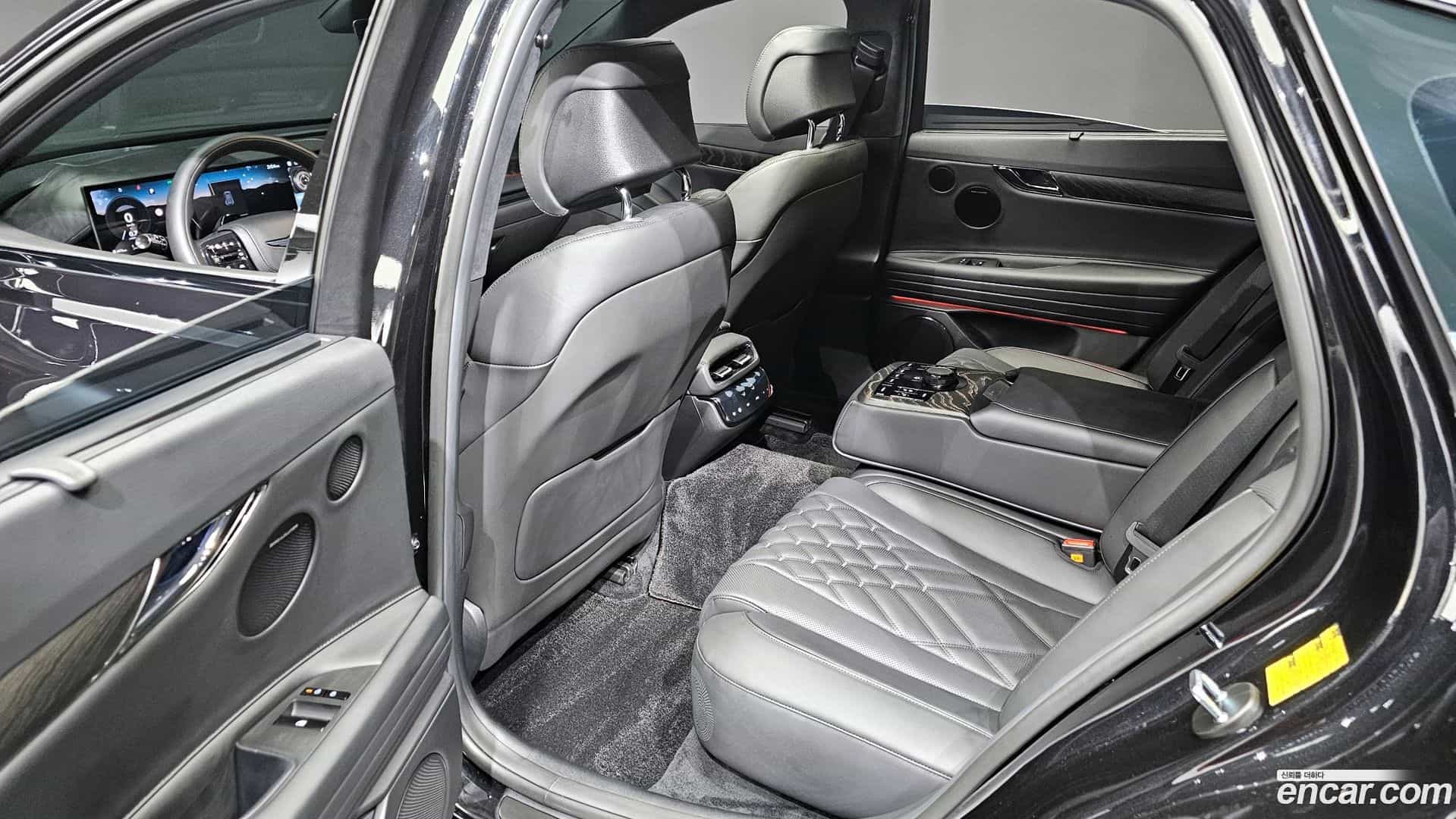 G80 Genesis 2025.10-OPTION-015