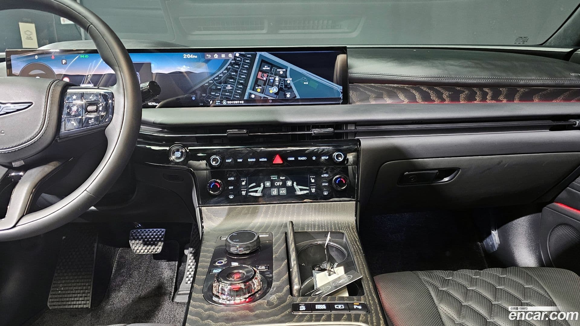 Main__Slider__Photo:G80 Genesis 2025.10-18