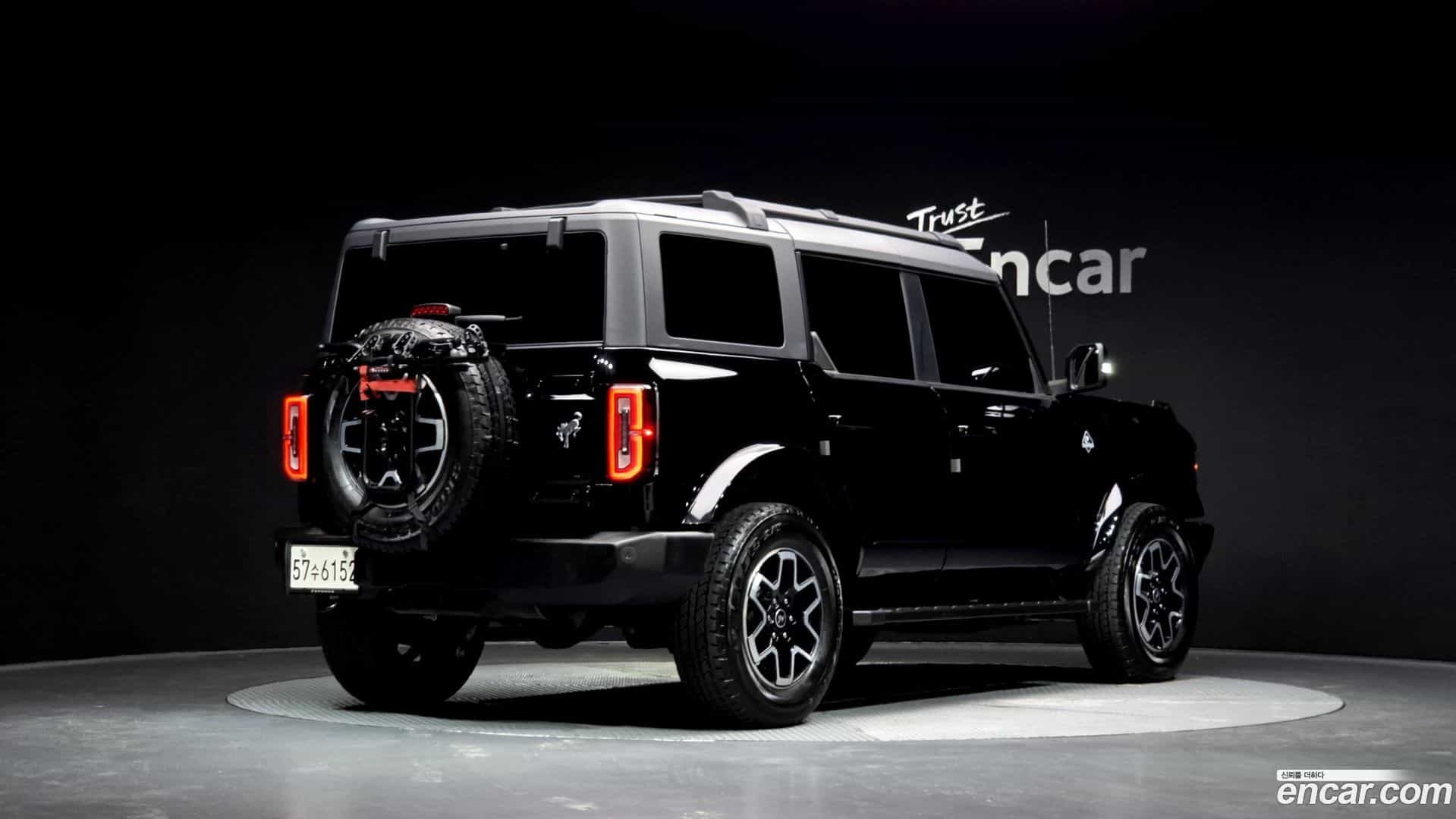 Bronco Ford 2023.11-OUTER-002