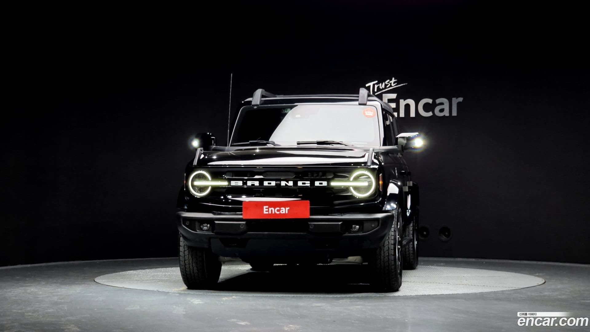 Main__Slider__Photo:Bronco Ford 2023.11-2