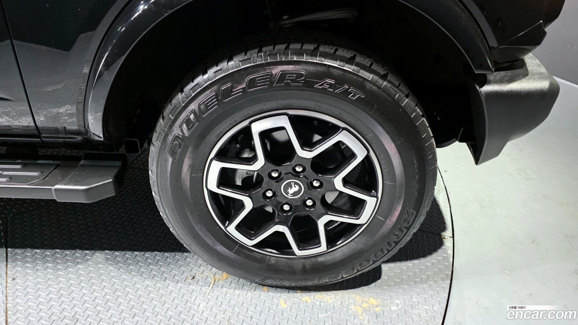 Main__Slider__Photo:Bronco Ford 2023.11-4