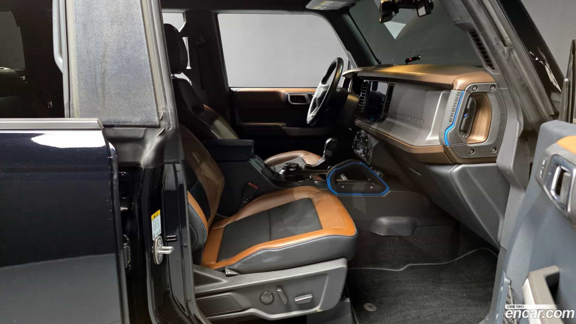 Bronco Ford 2023.11-OPTION-015