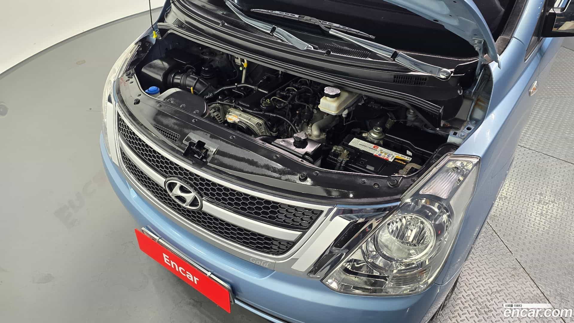 Starex Hyundai 2010.1-INNER-006