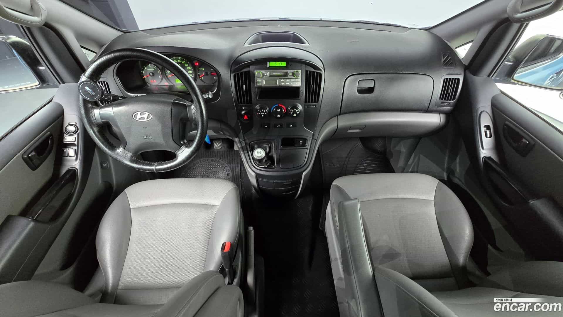 Starex Hyundai 2010.1-INNER-007