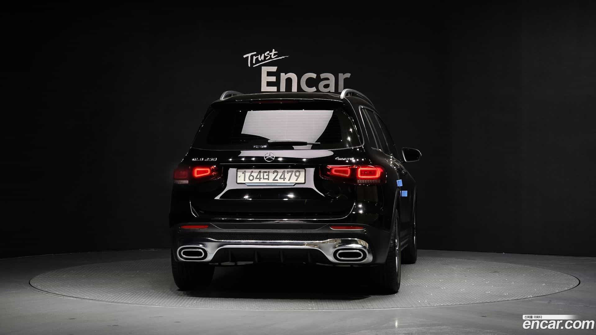 GLB-Class Mercedes-Benz 2023.9-OUTER-004