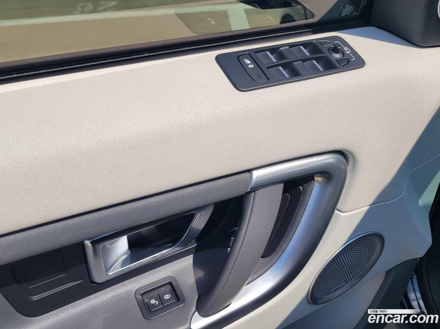 Discovery Sport Land Rover 2018.3-INNER-010