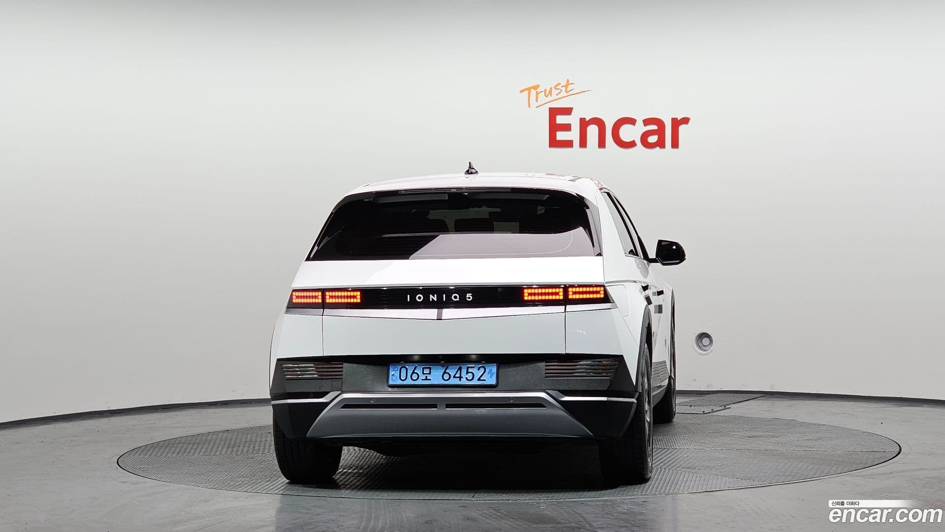 Main__Slider__Photo:Ioniq5 Hyundai 2021.10-3