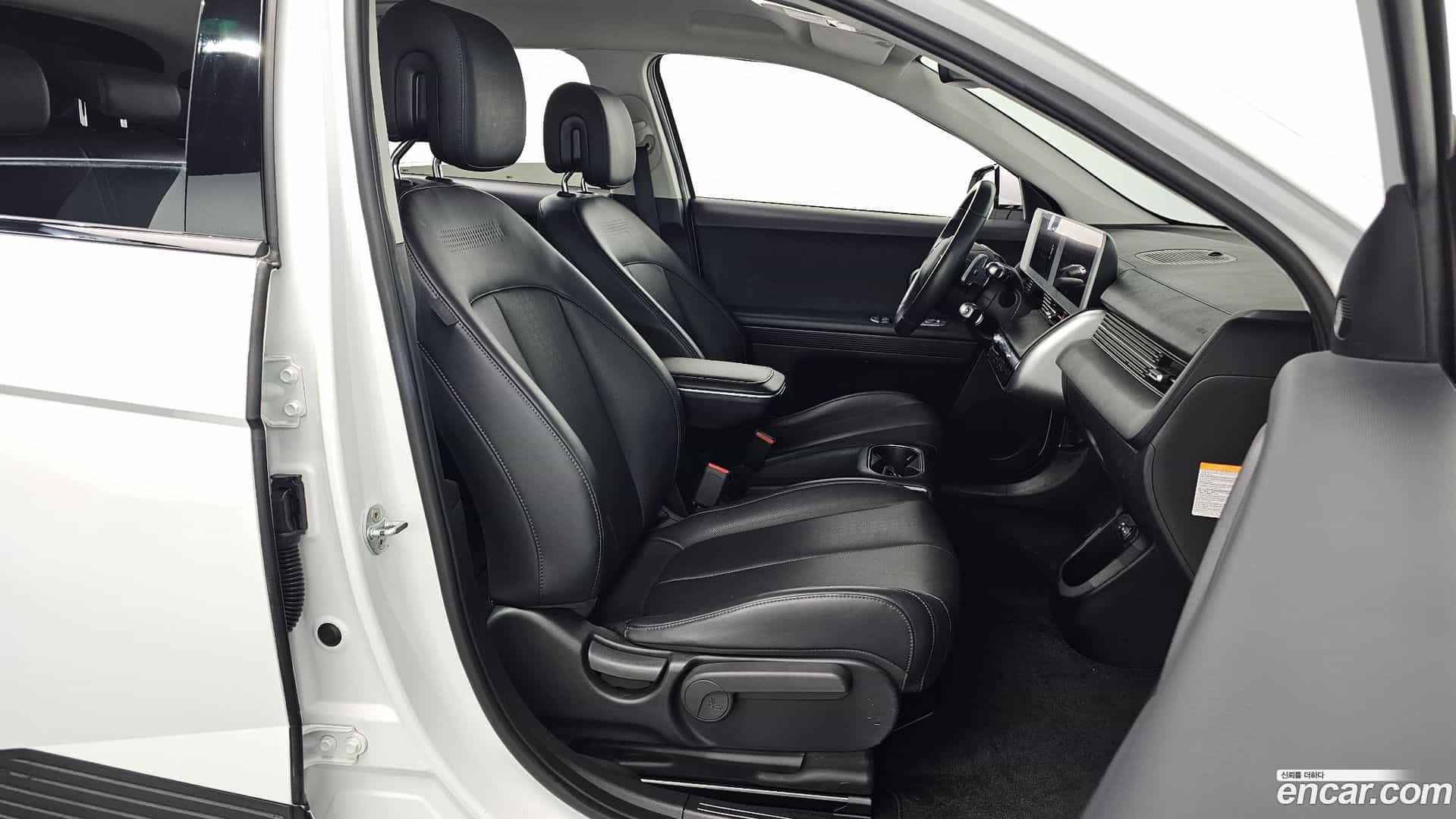 Ioniq5 Hyundai 2021.10-INNER-010