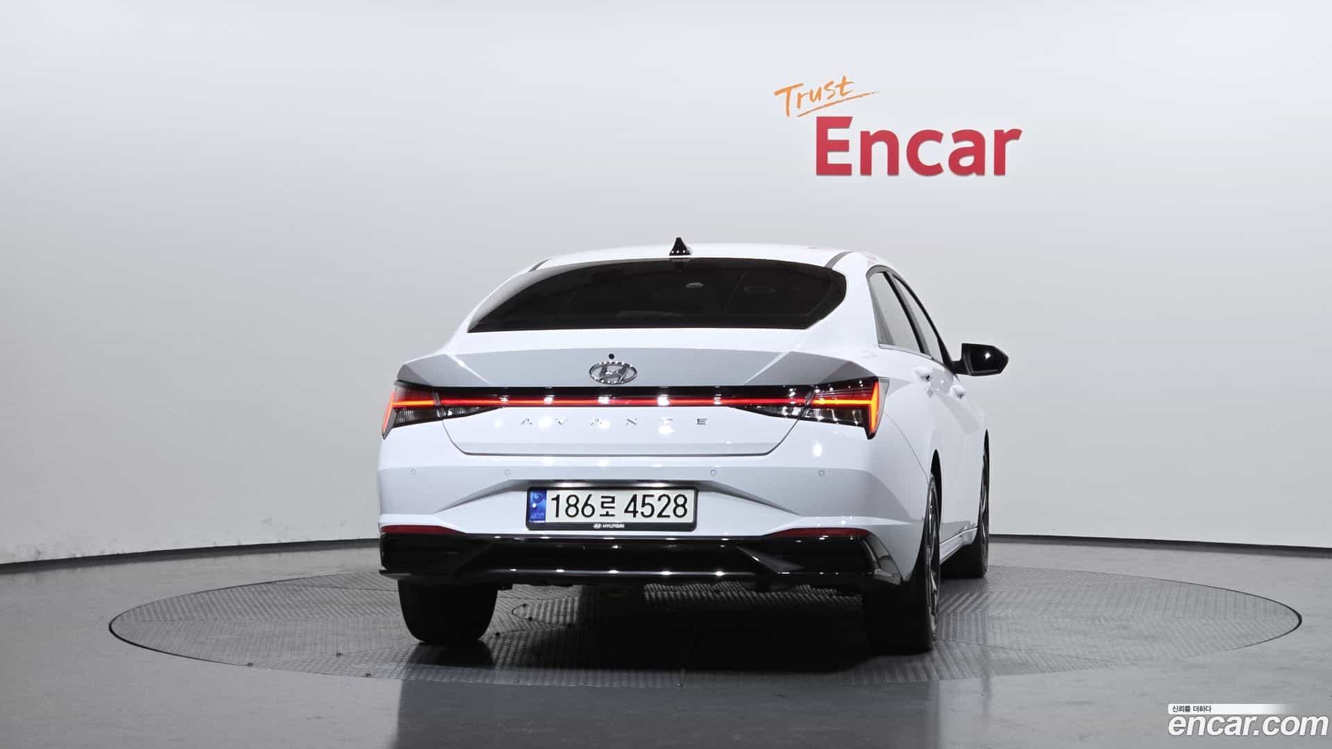 AVANTE Hyundai 2021.6-OUTER-004