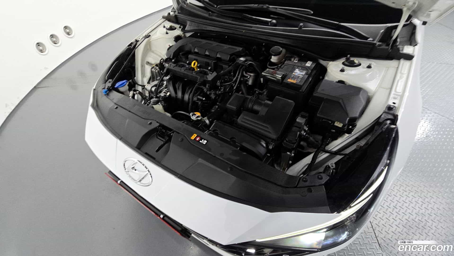 AVANTE Hyundai 2021.6-INNER-006