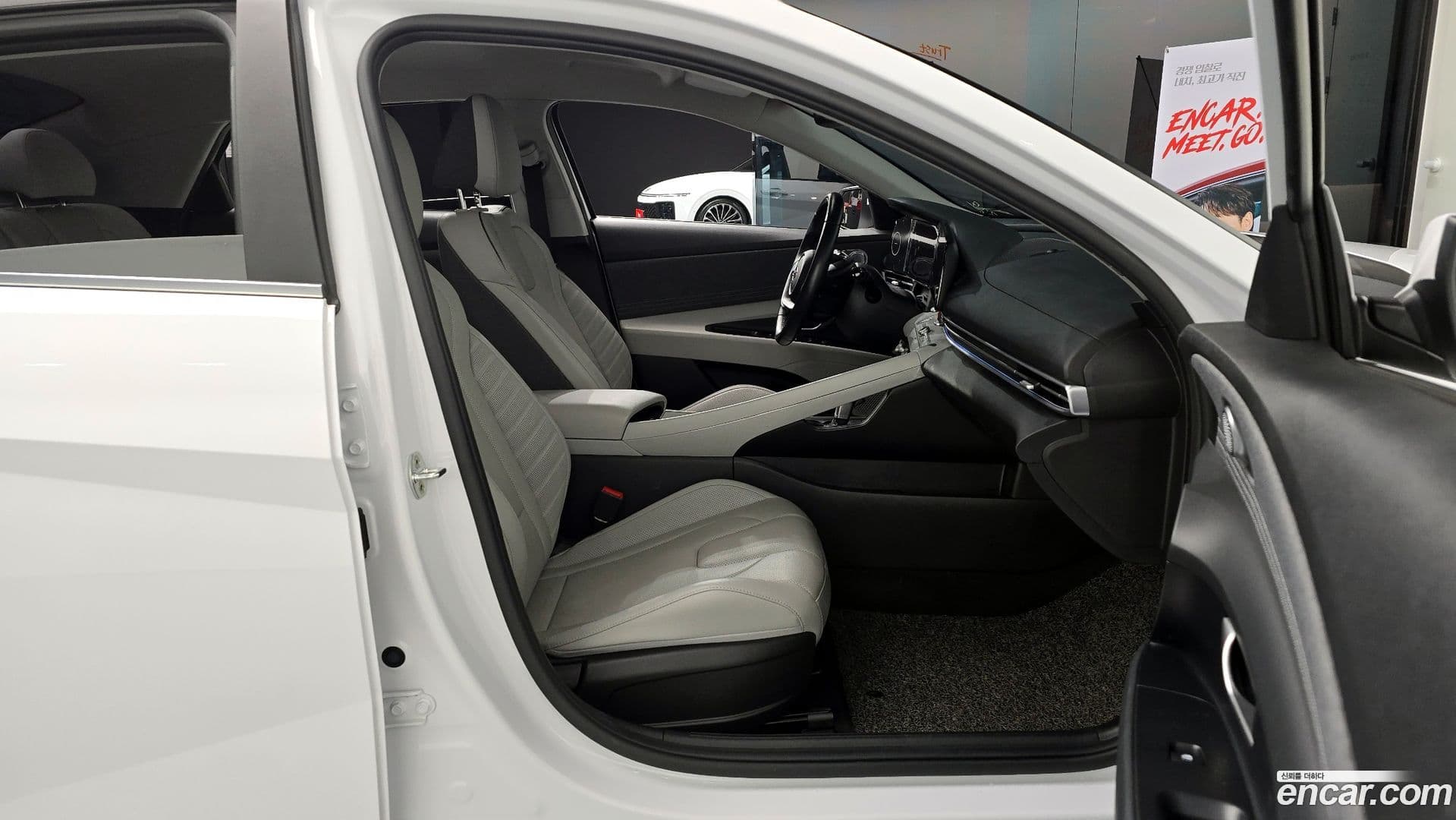 Main__Slider__Photo:AVANTE Hyundai 2021.6-10