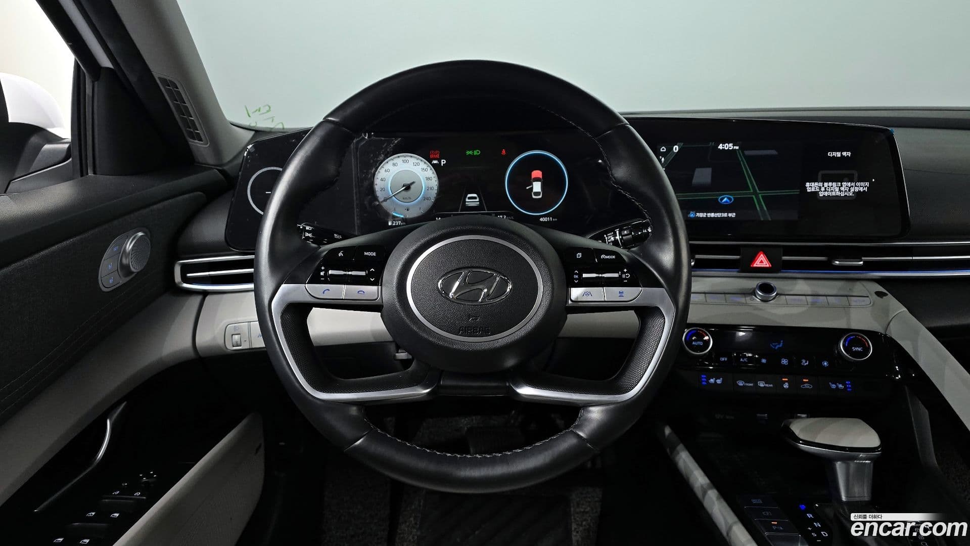 Main__Slider__Photo:AVANTE Hyundai 2021.6-12