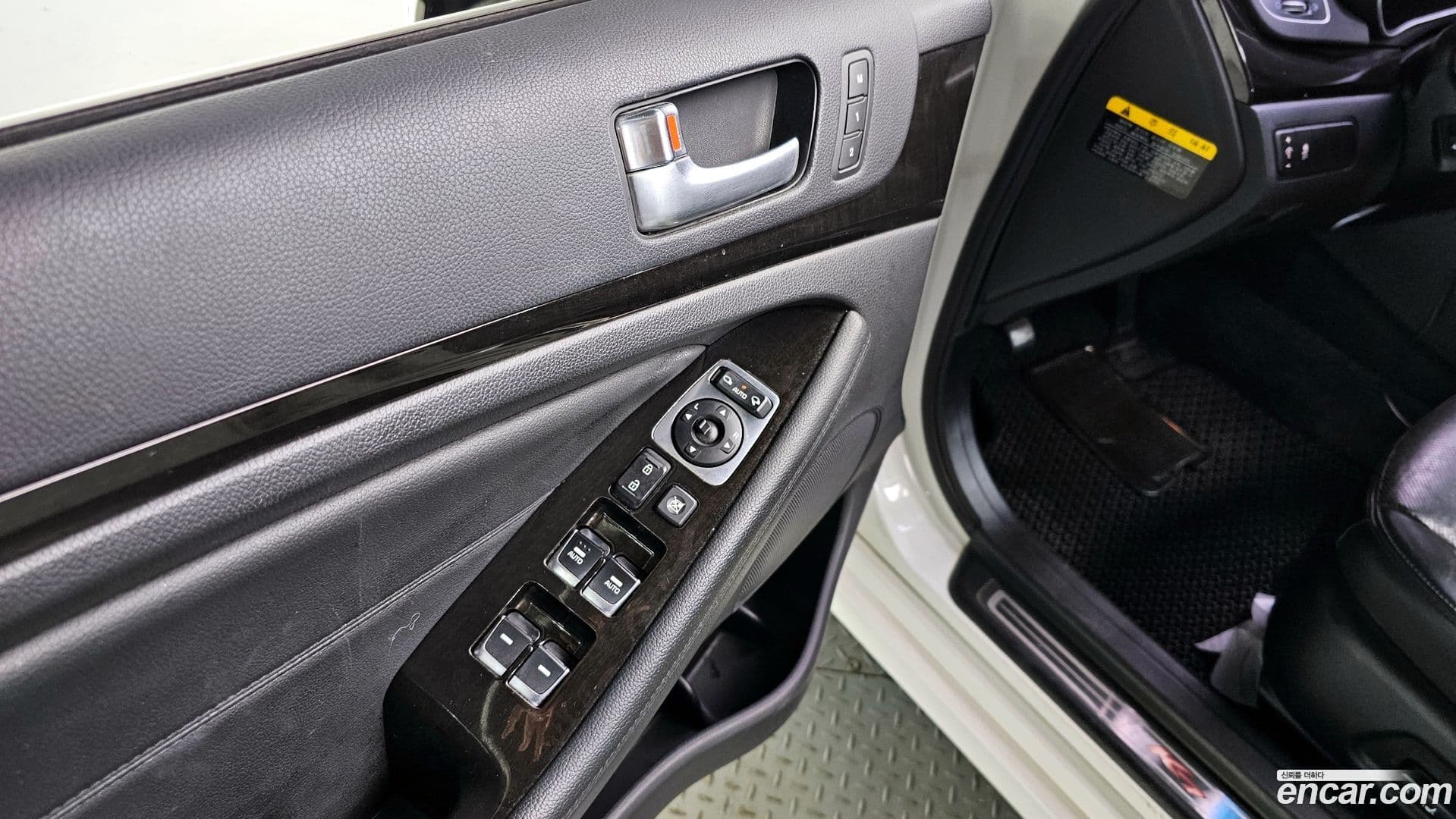 Main__Slider__Photo:K7 Kia 2013.0-16