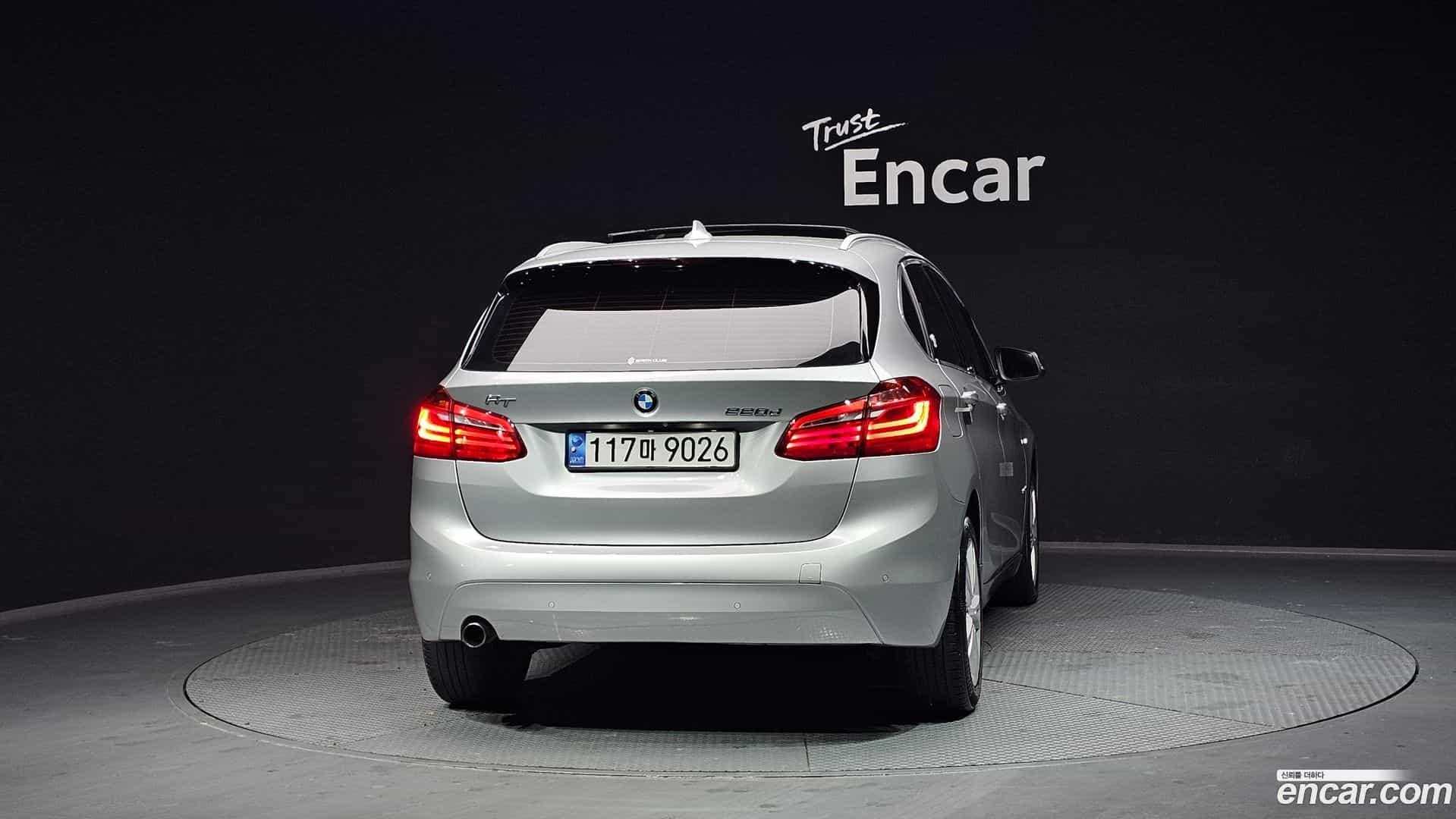 2-Series BMW 2017.5-OUTER-004