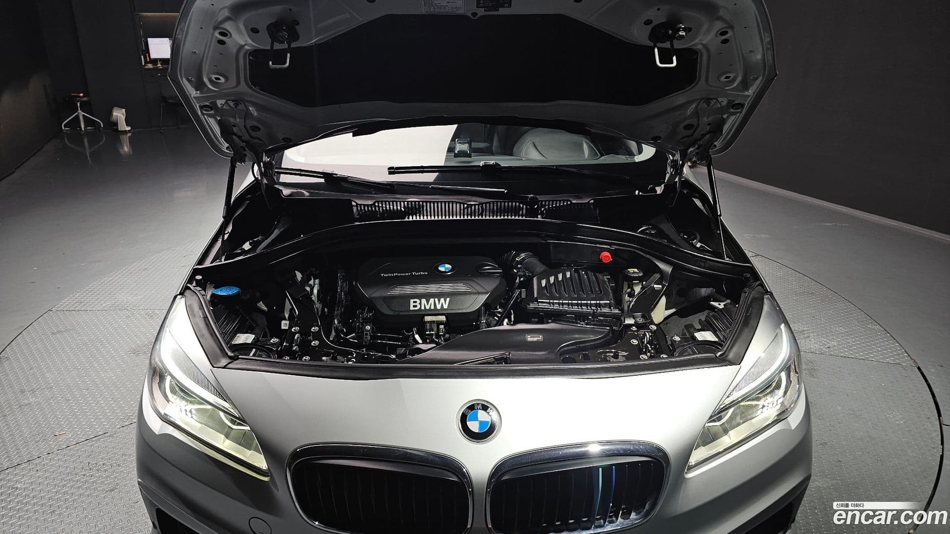 Main__Slider__Photo:2-Series BMW 2017.5-5