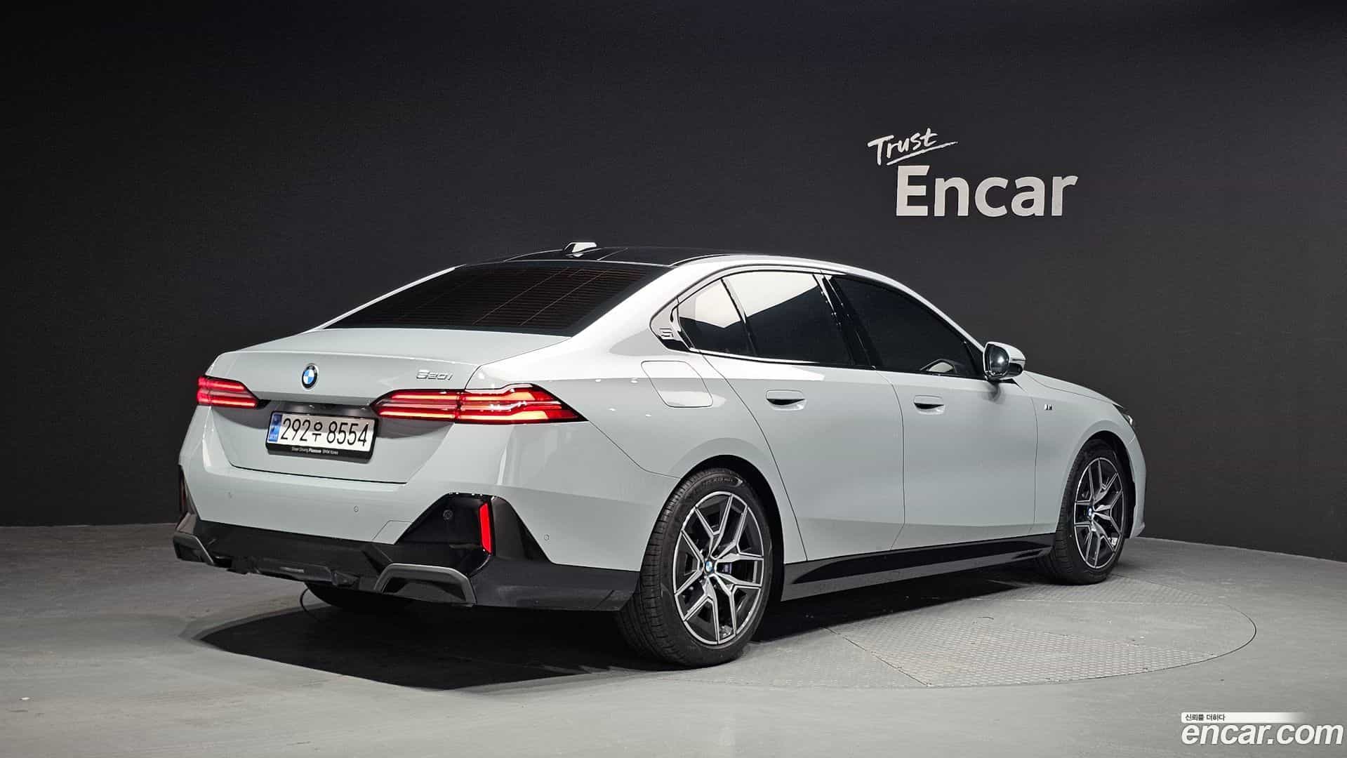 5-Series BMW 2025.0-OUTER-002