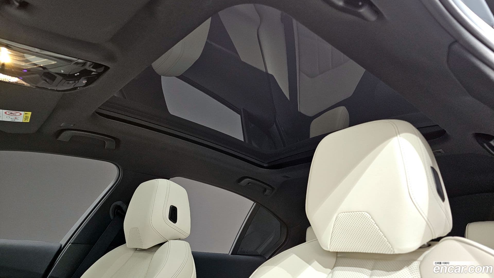 Main__Slider__Photo:5-Series BMW 2025.0-19