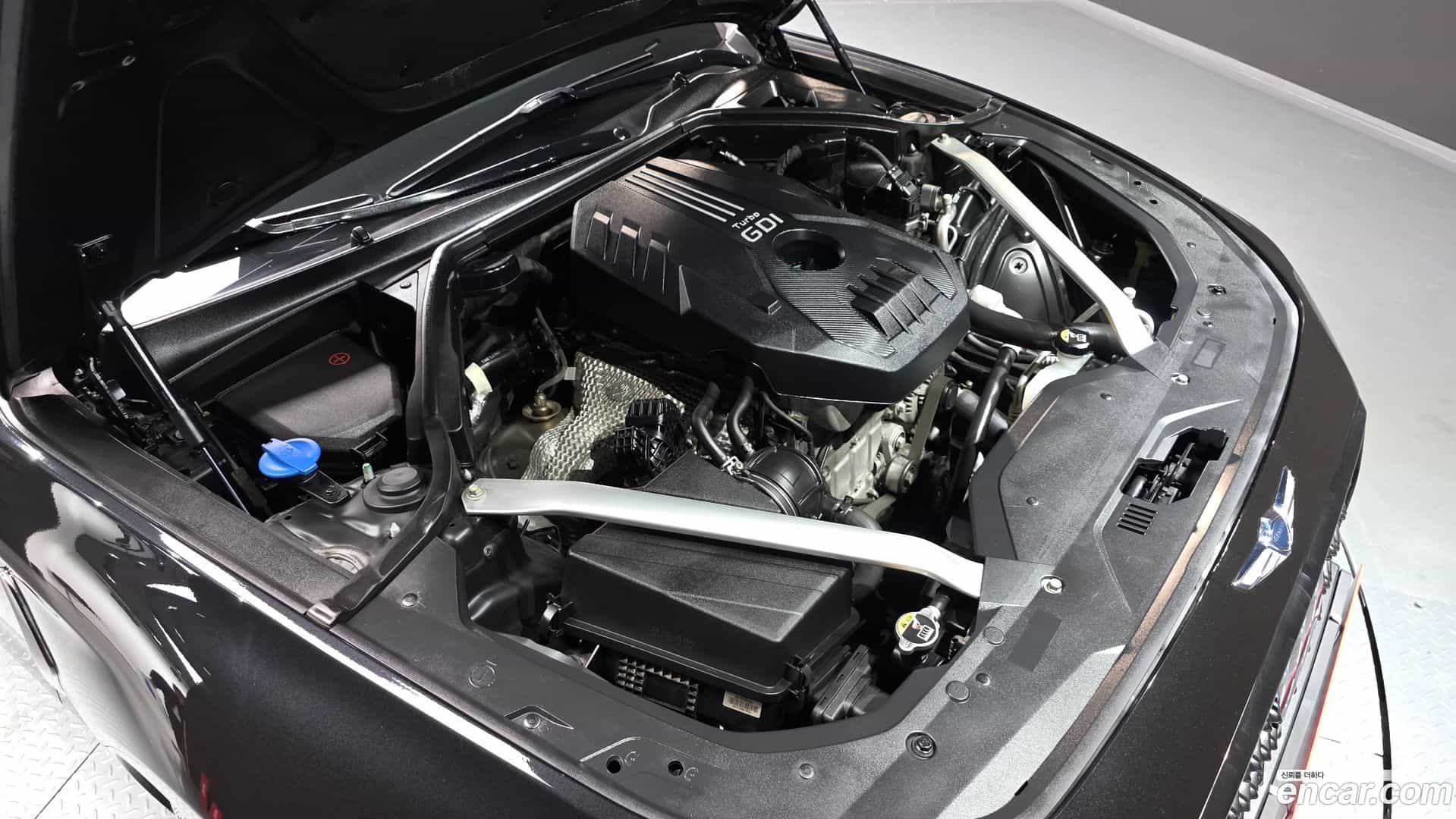 G70 Genesis 2018.1-INNER-006