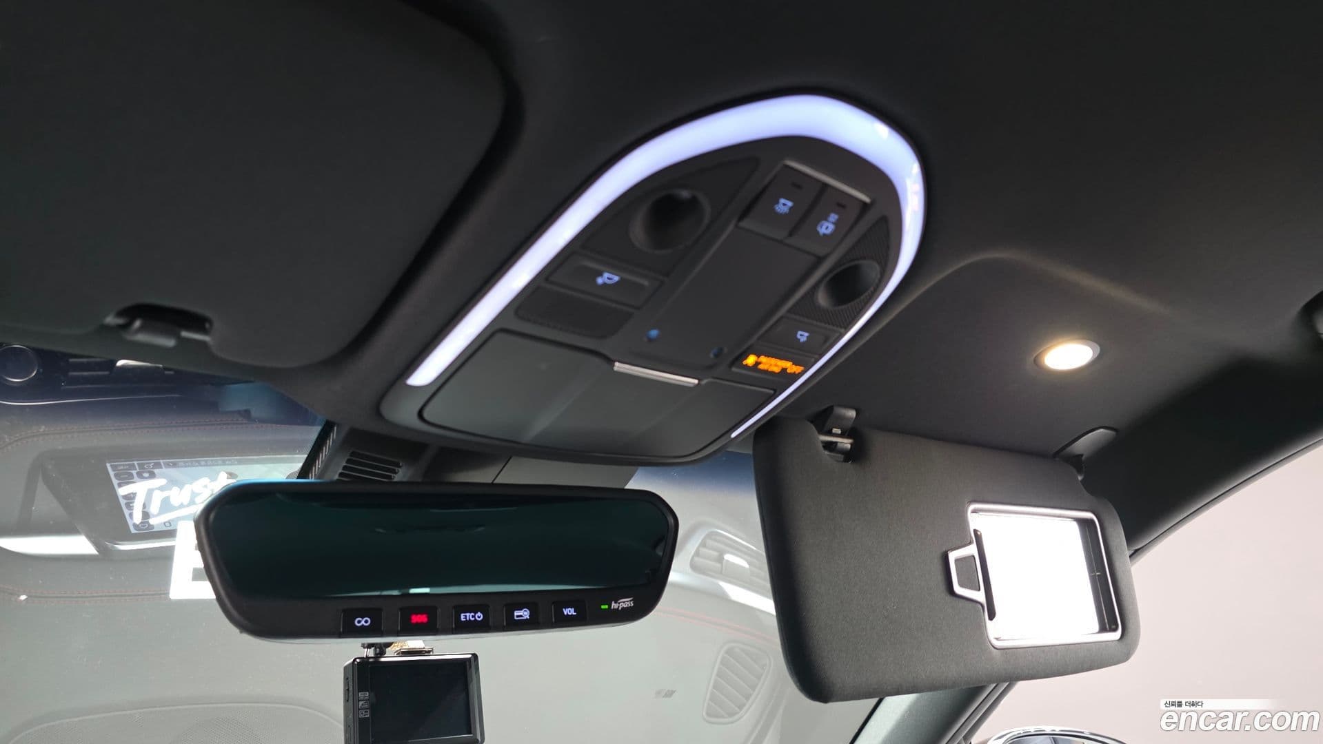 Main__Slider__Photo:G70 Genesis 2018.1-18