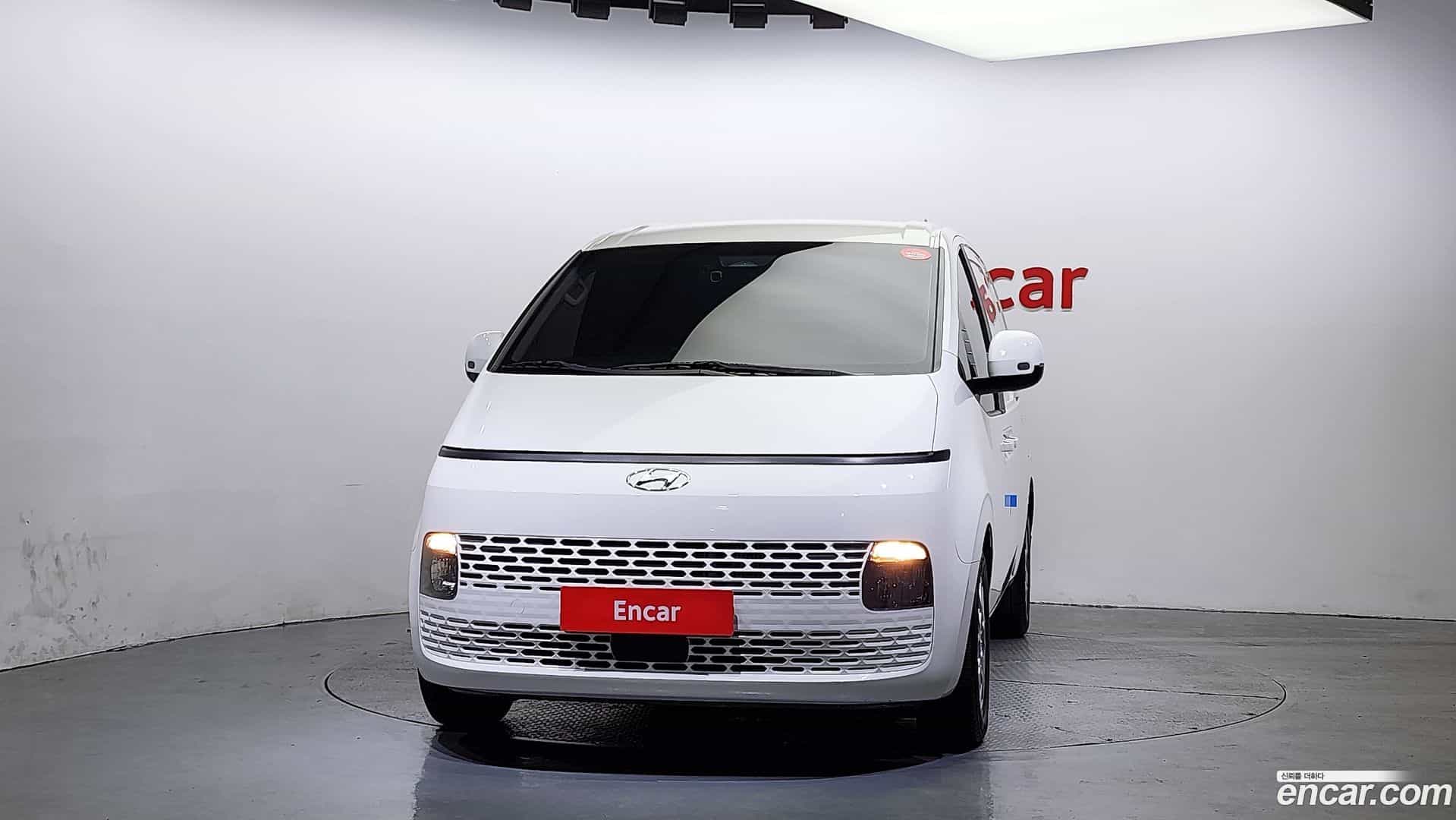 Staria Hyundai 2022.1-OUTER-003