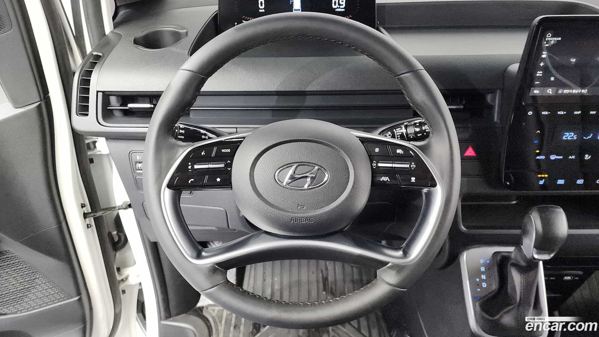 Staria Hyundai 2022.1-OPTION-018