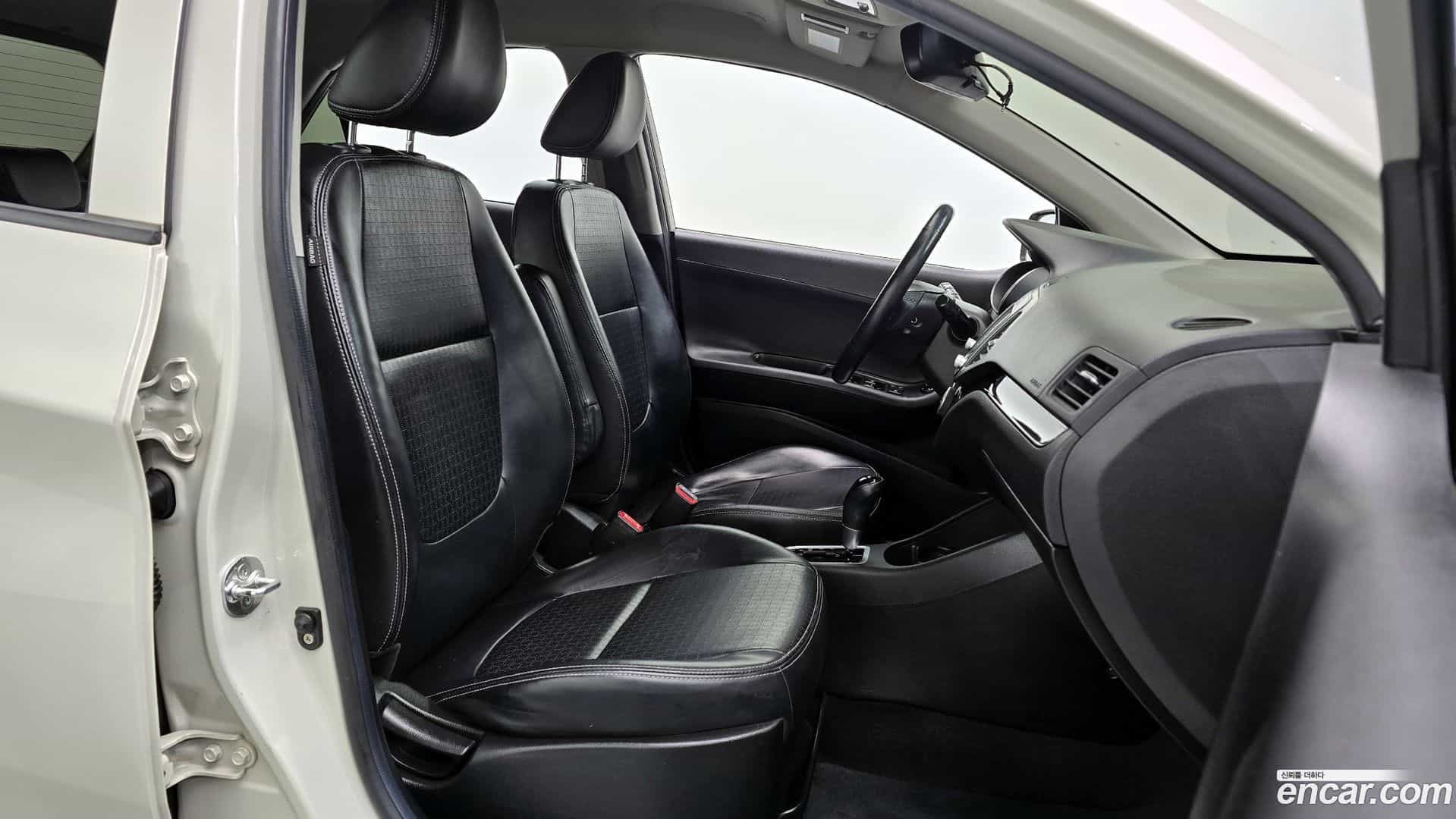 morning Kia 2015.2-INNER-010