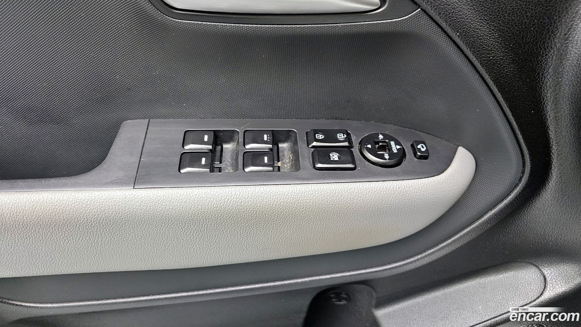 Main__Slider__Photo:RAY Kia 2024.0-16