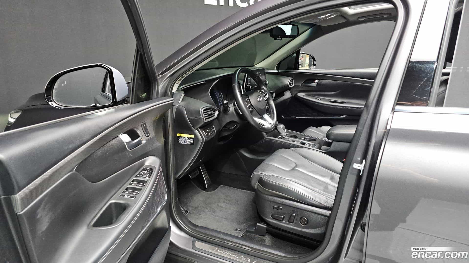 Santafe Hyundai 2019.0-INNER-010