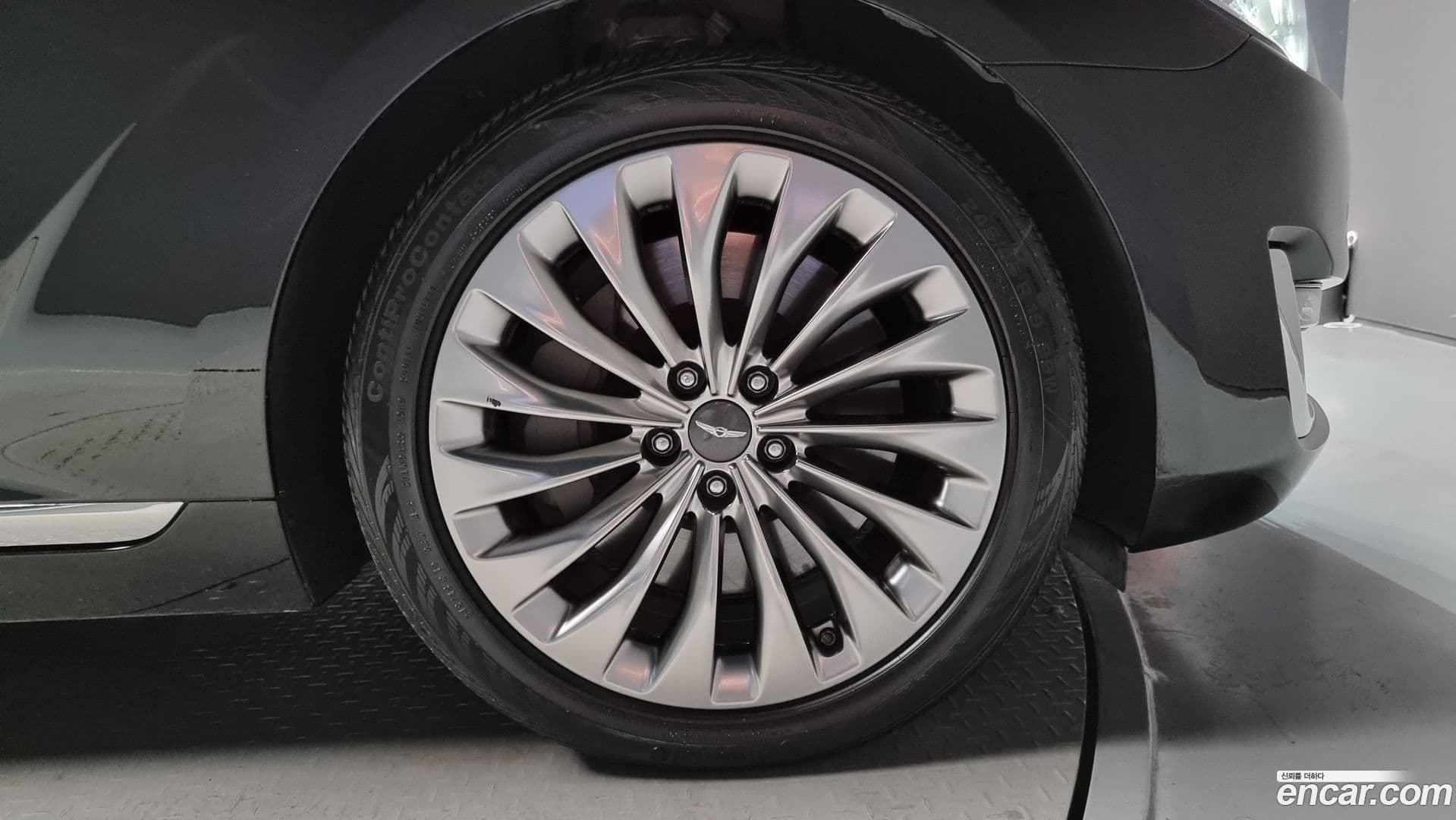 Main__Slider__Photo:EQ900 Genesis 2015.11-4