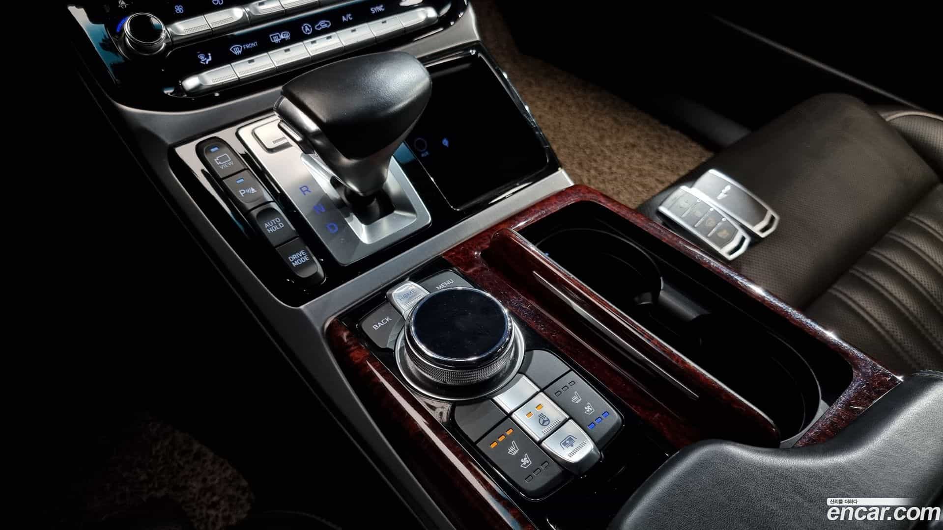 EQ900 Genesis 2015.11-INNER-009