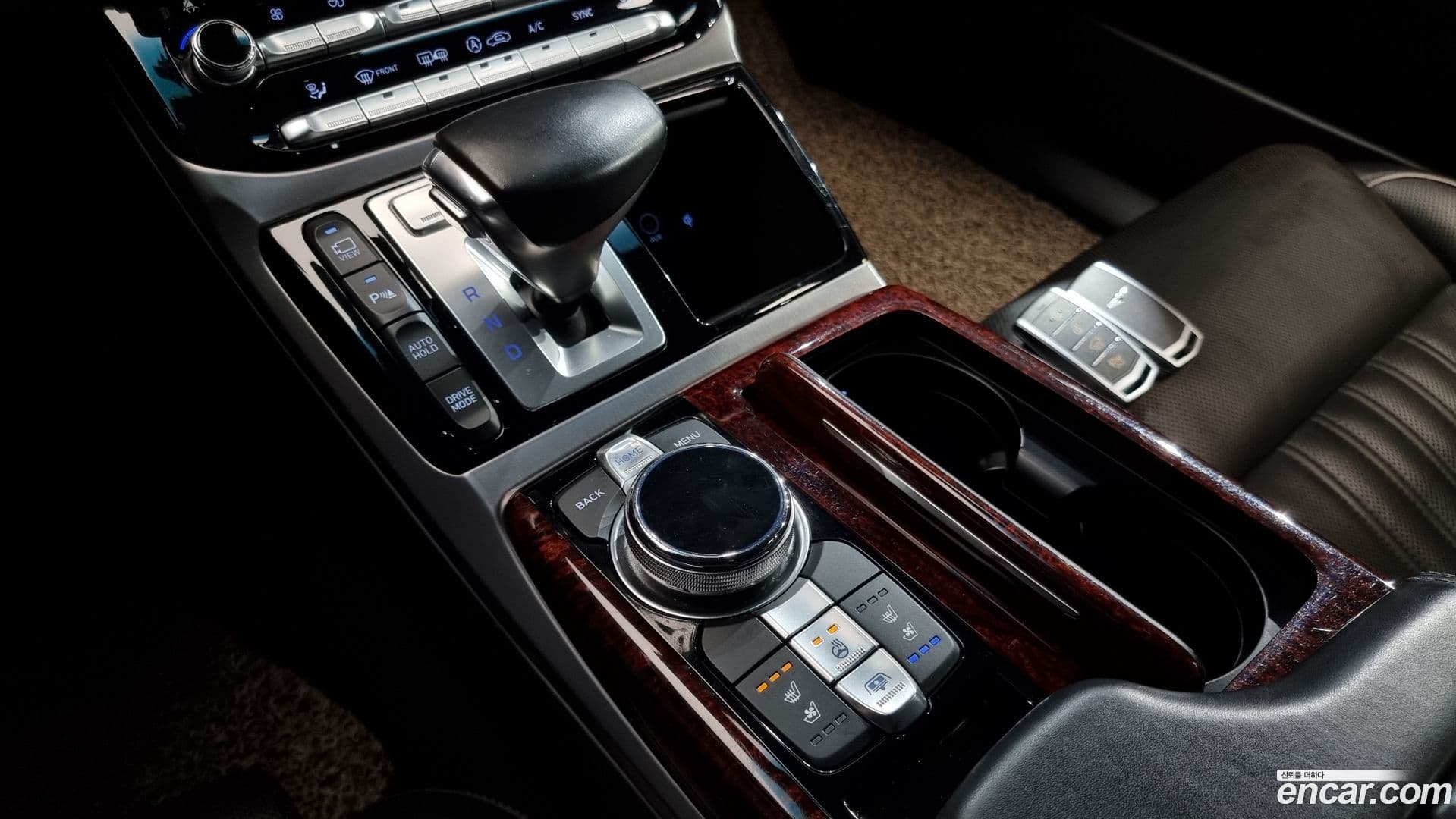 Main__Slider__Photo:EQ900 Genesis 2015.11-8