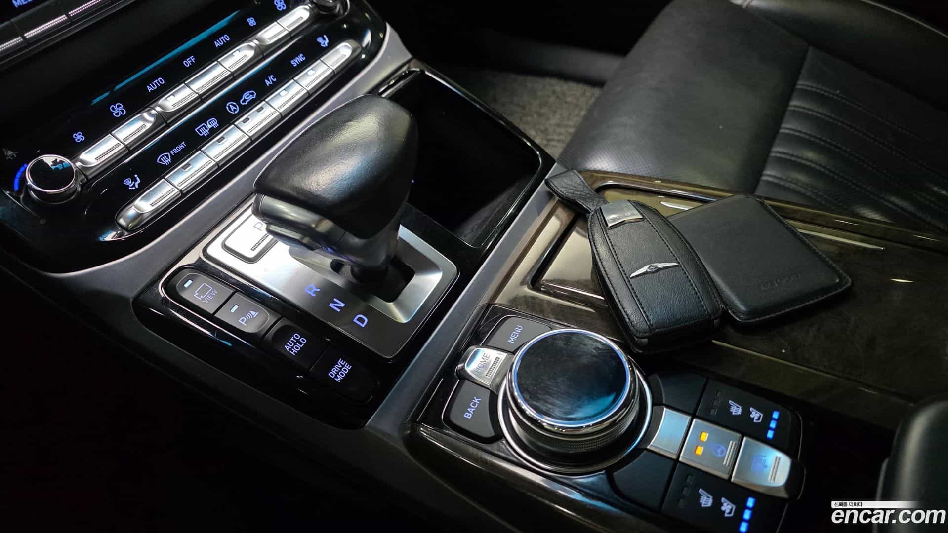 EQ900 Genesis 2016.3-INNER-009